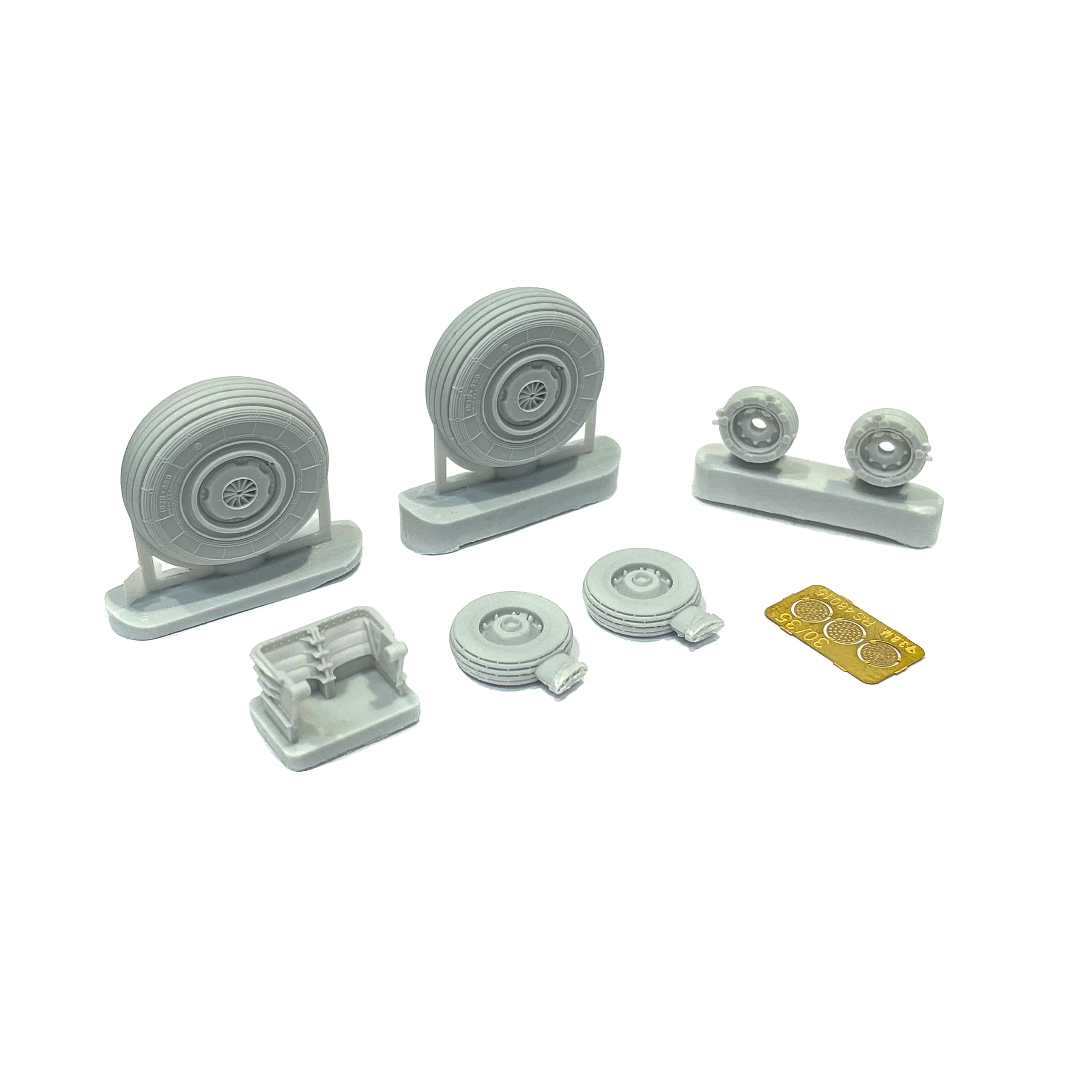 RS48015 E.V.M. 1/48 Wheels for the C-30SM model (the set includes a board with photo etching)