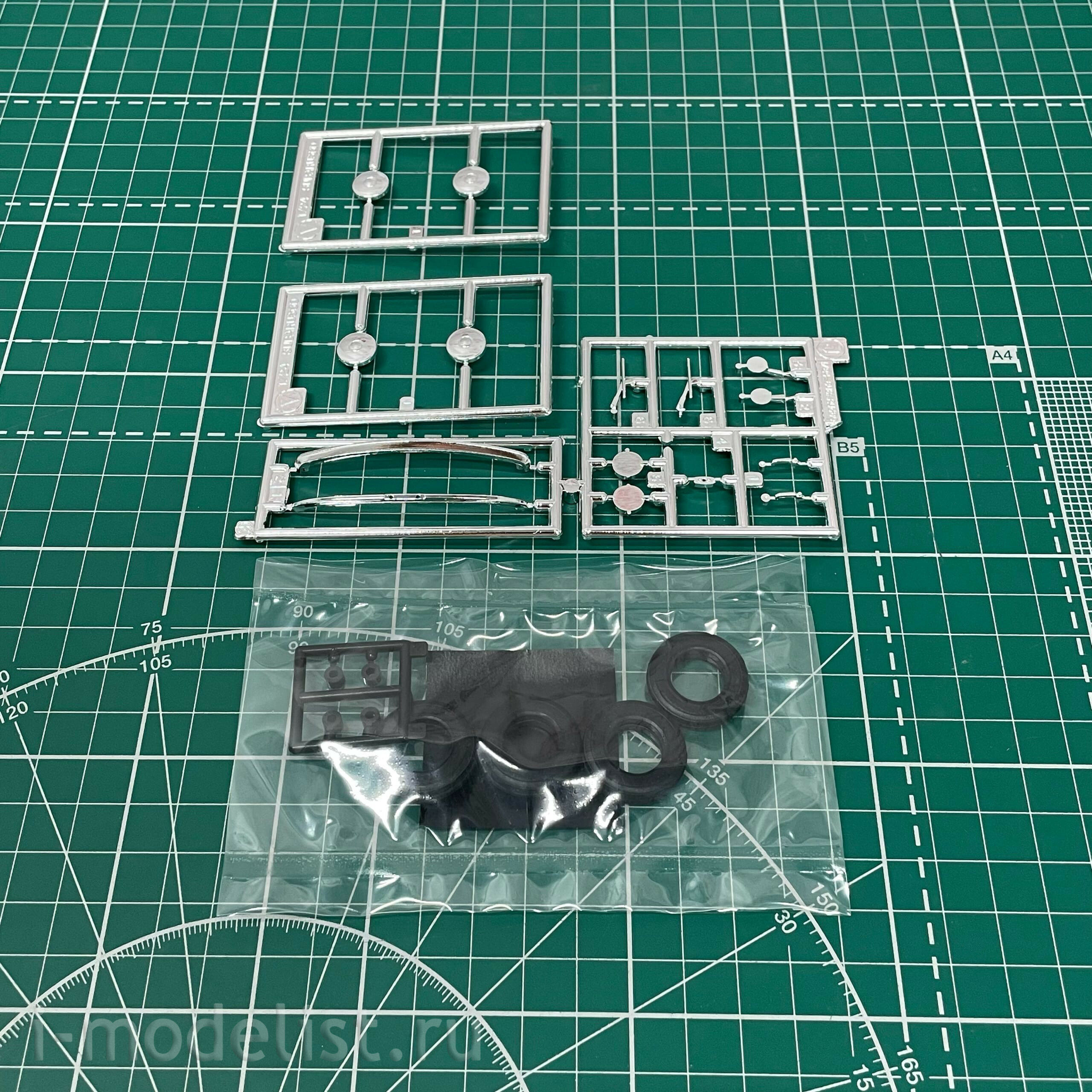 21207 Hasegawa 1/24 Subaru 360 Deluxe 