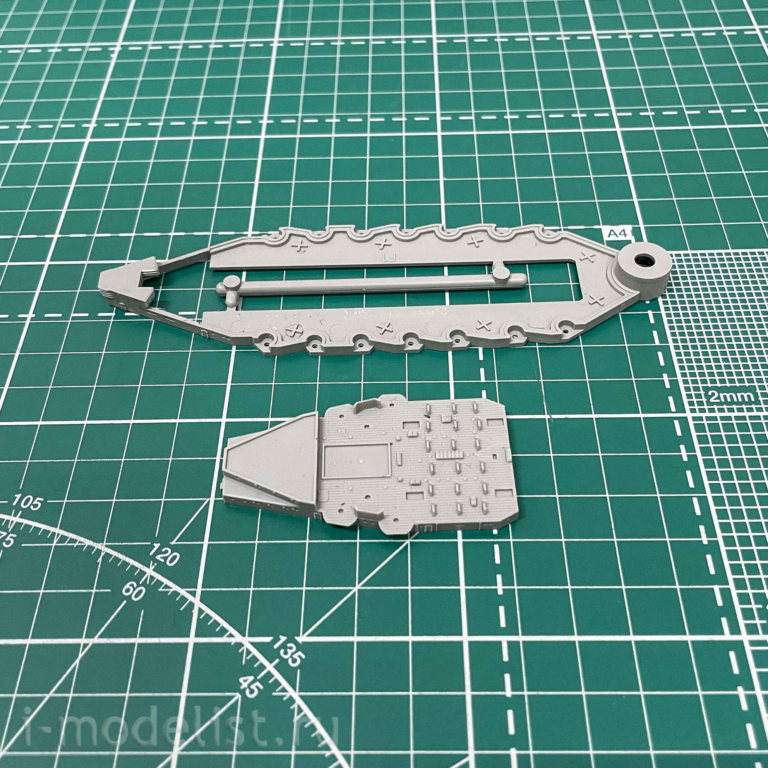 SP-7043 Takom 1/700 Cruiser SMS Derfflinger 1916 + cruiser SMS Lützow 1916 + Zeppelin Q-class airship