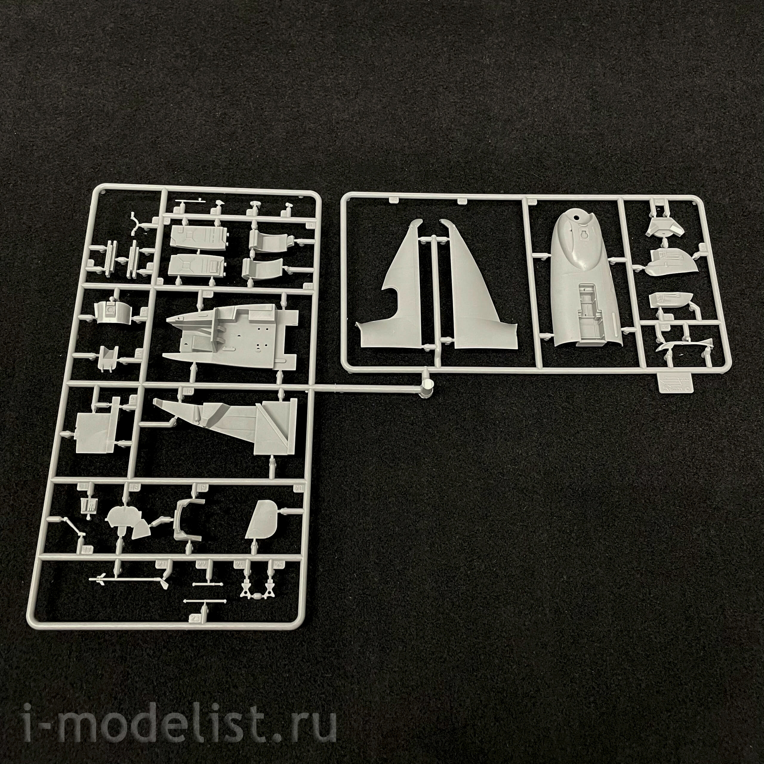4813 Zvezda 1/48 Russian Mi-35M attack helicopter