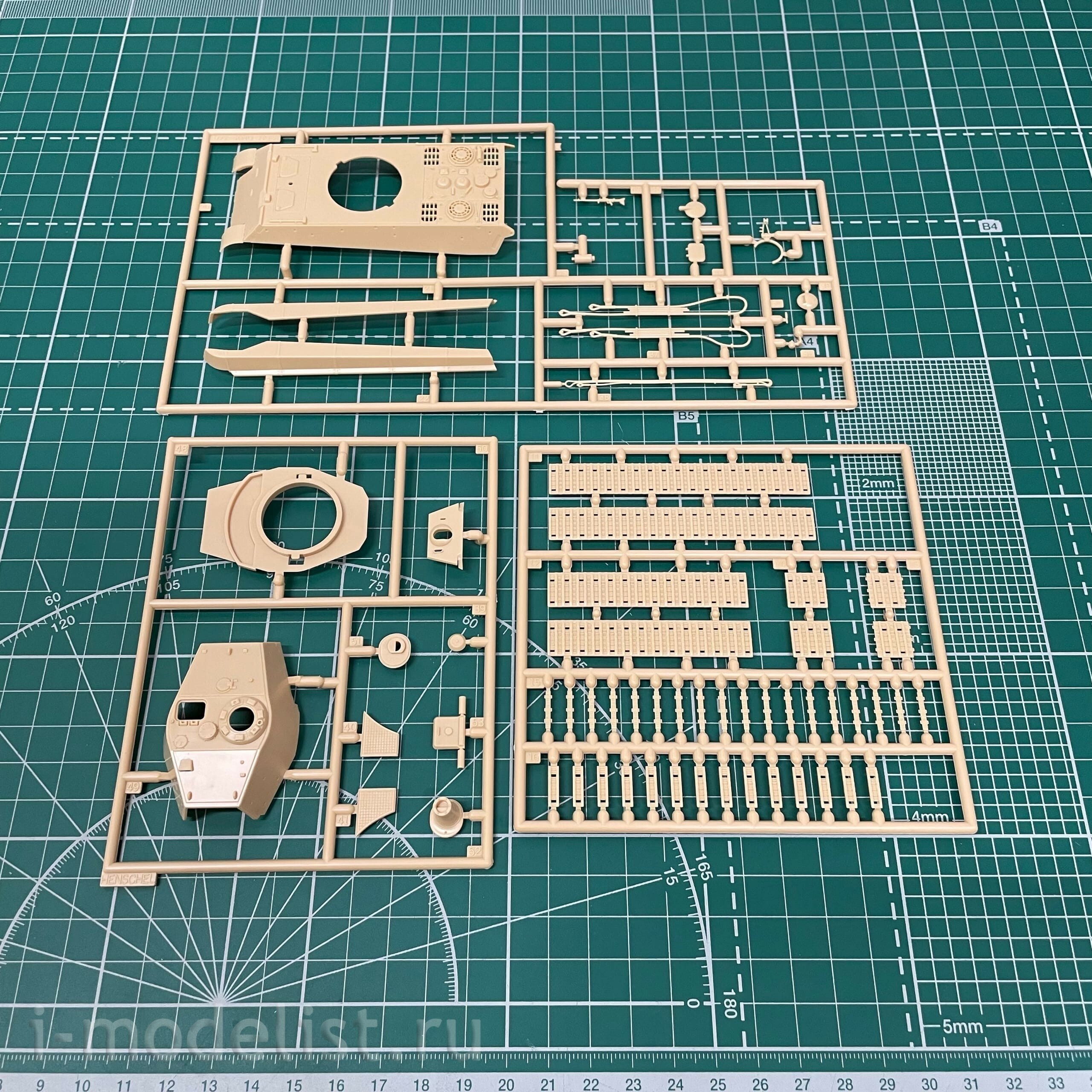 Tank 1/72 Revell 03129 Tiger Ii Ausf. B