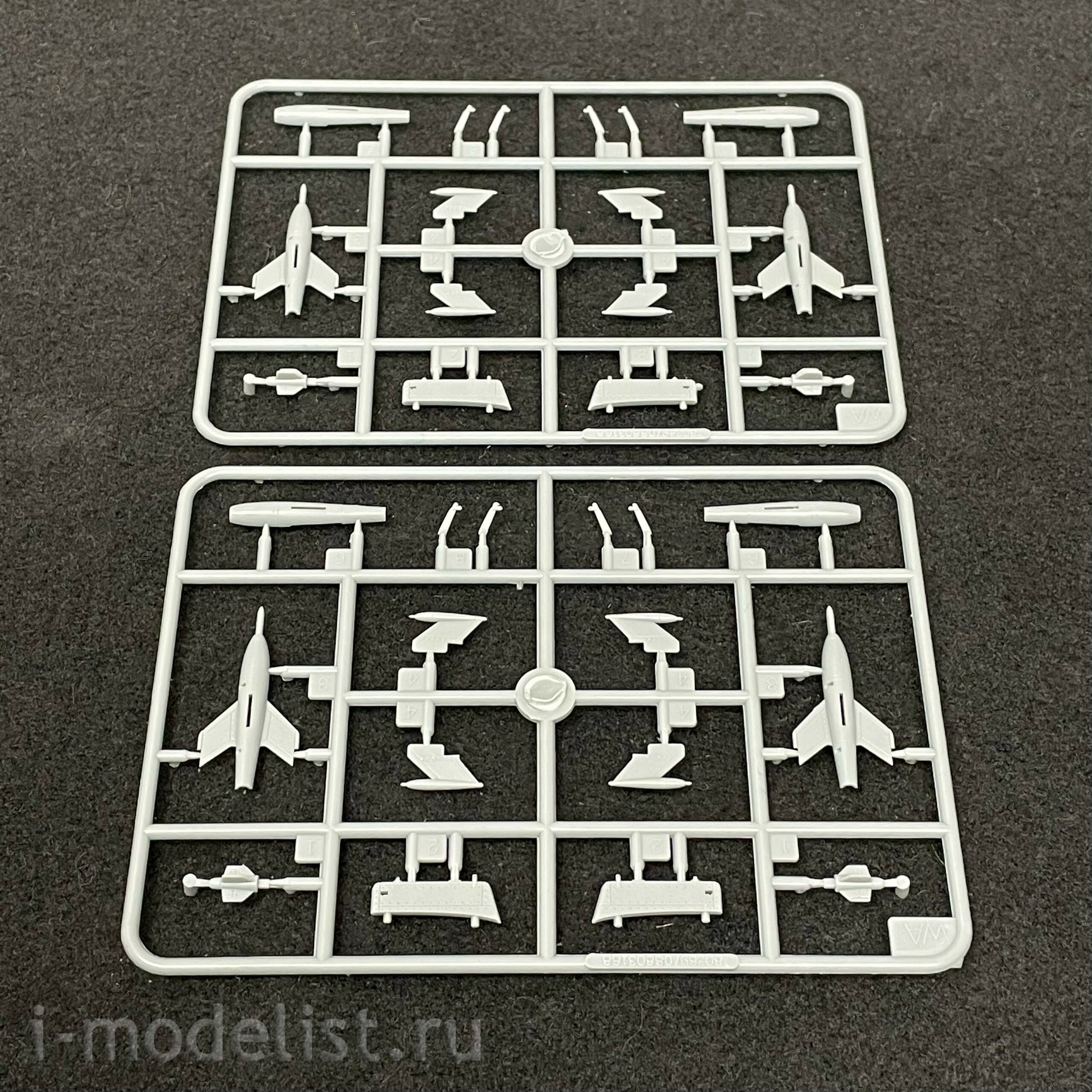 HobbyBoss 1/48 80373 Messerschmitt Me 262 A-1a/U5