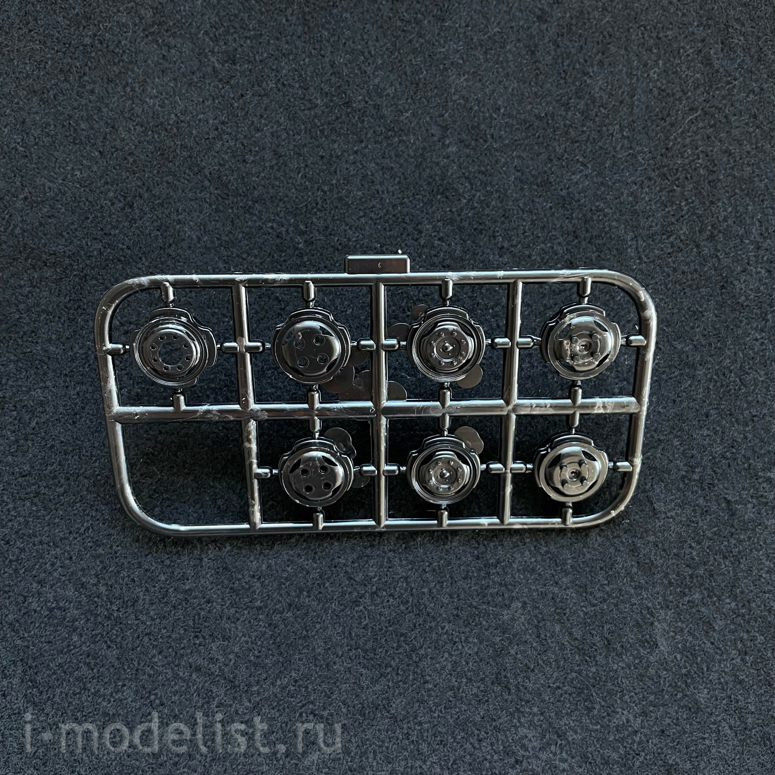 4054AVD AVD Models 1/43 Bus Tajikistan-5