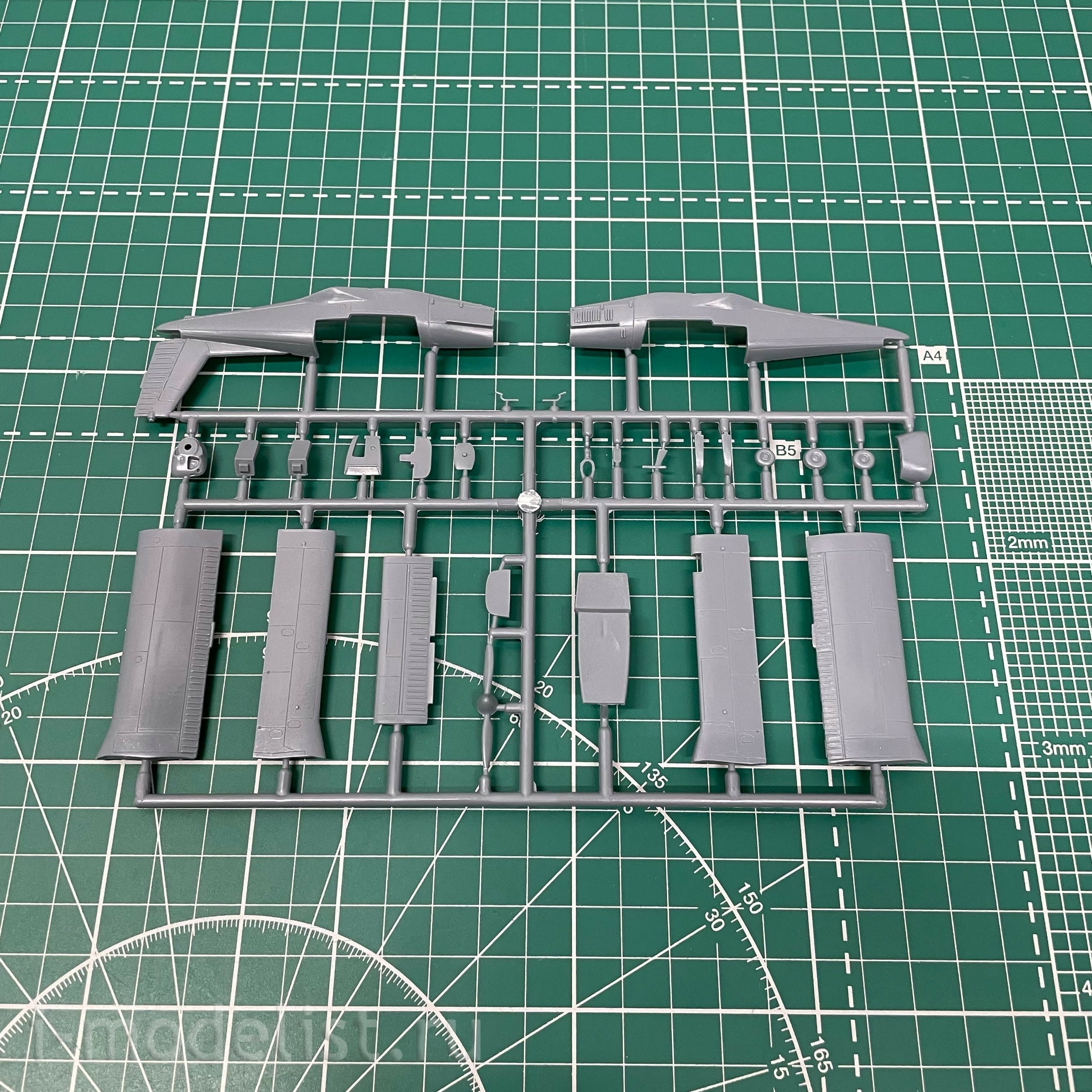 KPM0142 Kovozavody Prostejov 1/72 Zlin Z-142