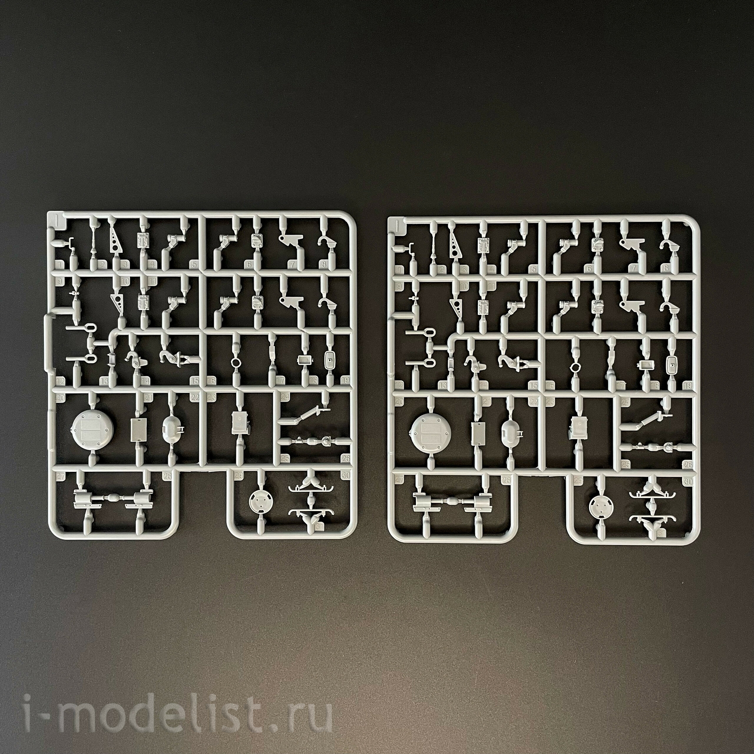 35A058 Amusing Hobby 1/35 Танк Leopard 2 A8