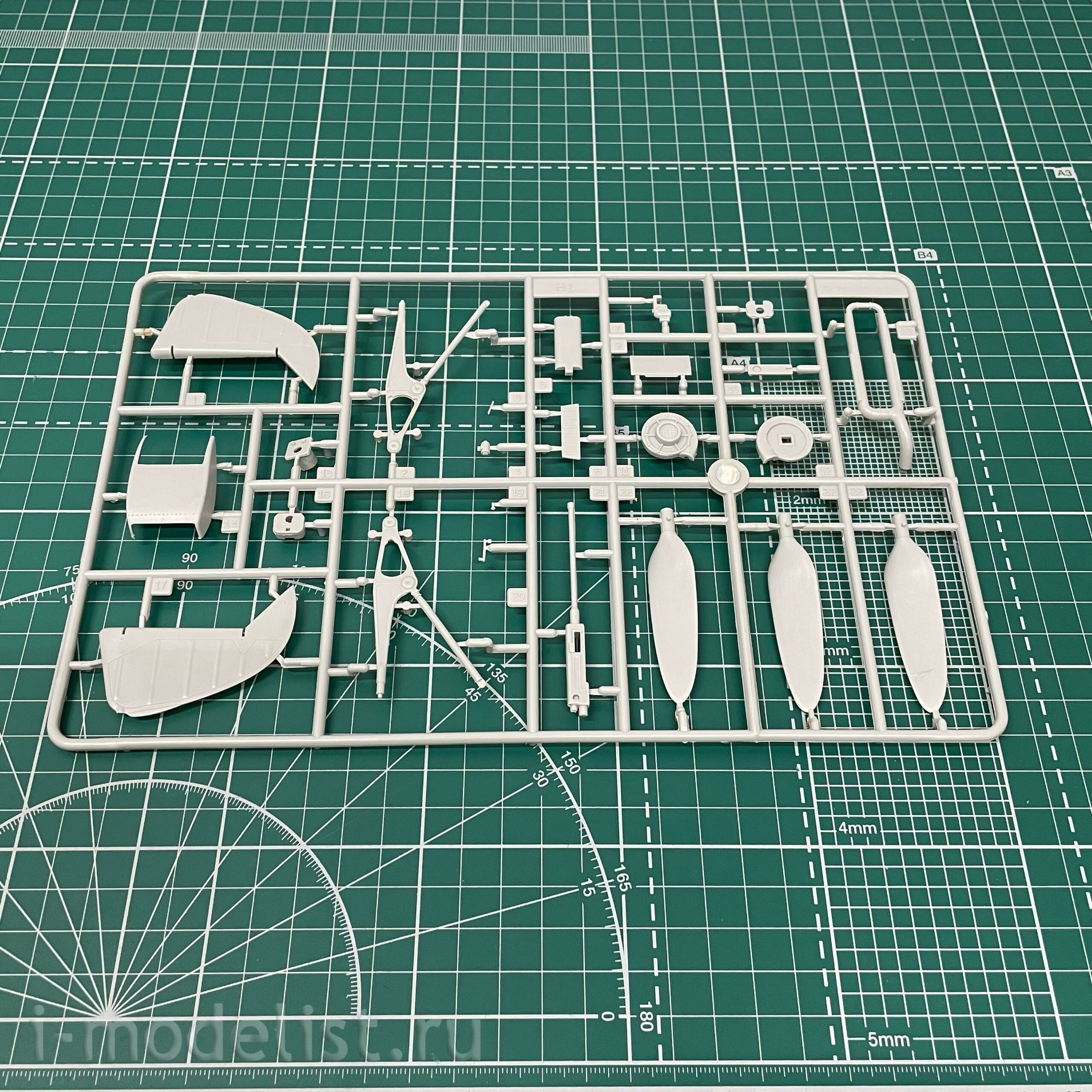 02406 Trumpeter 1/24 Messerschmitt Bf109 G-2
