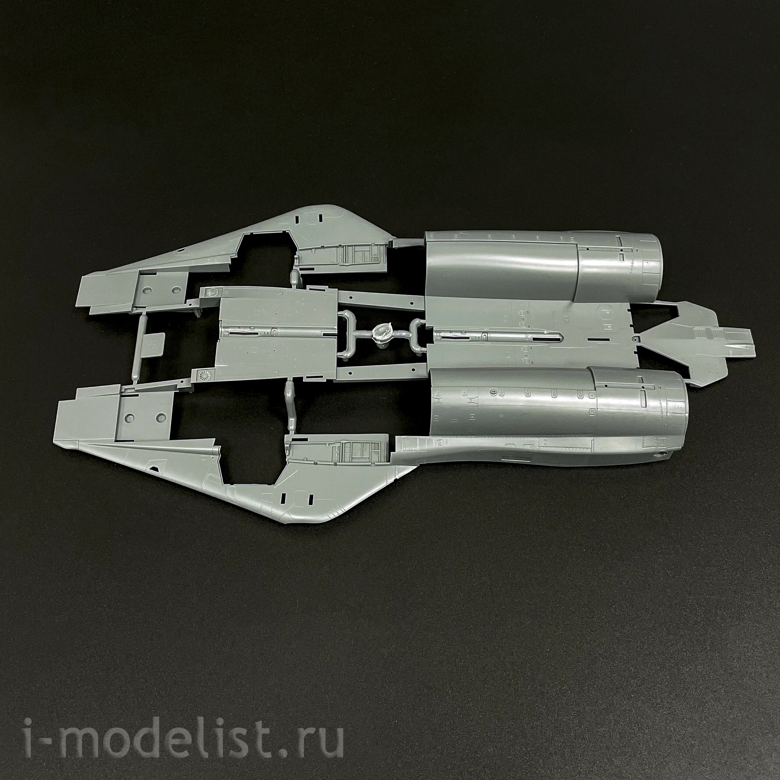 L4832 Great Wall Hobby 1/48 American fighter-interceptor F-14A Tomcat