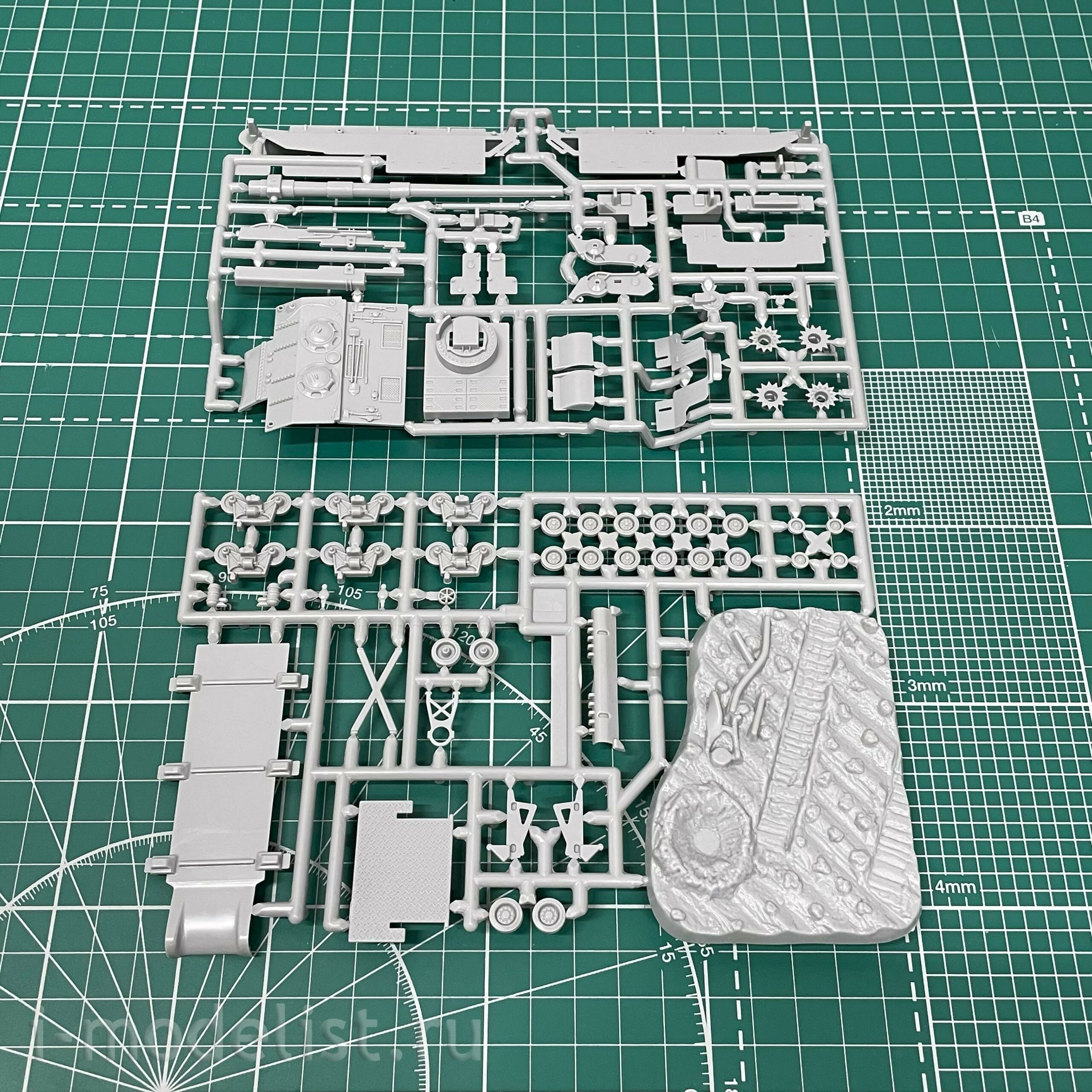 03280 Revell 1/76 M40 G. M. C.