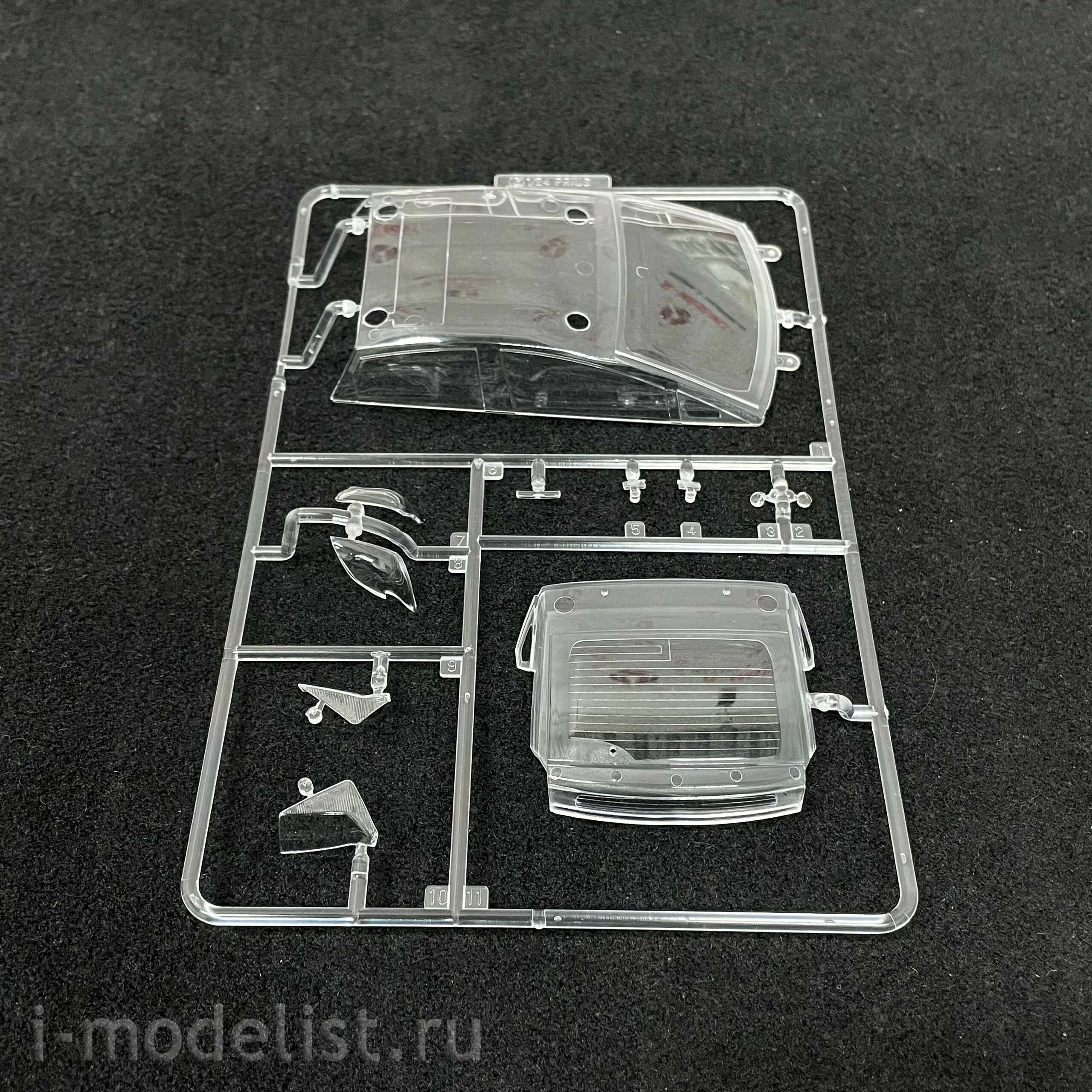 03822 Fujimi 1/24 Toyota Prius G Touring Selection 2009