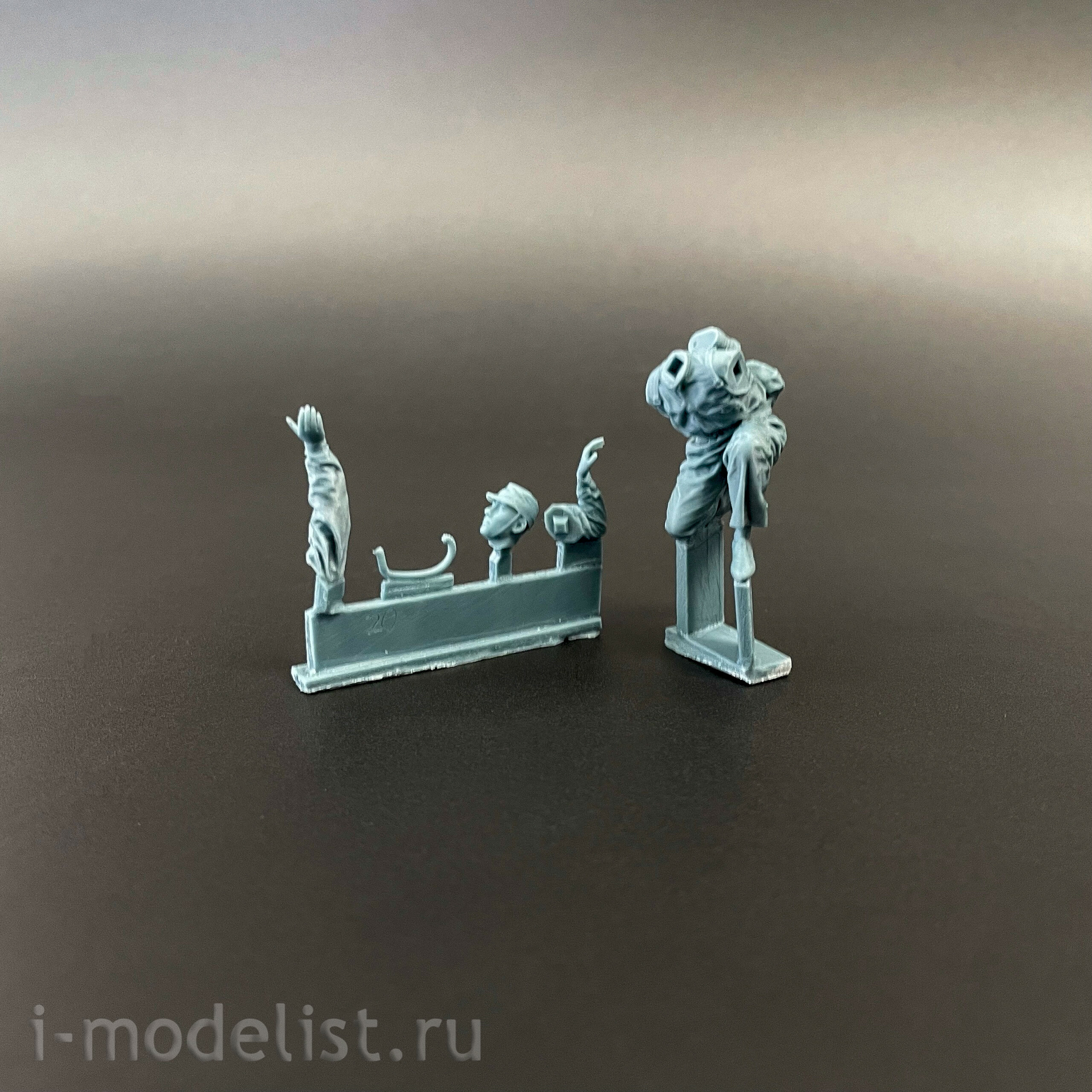 BR-006 Border Model 1/35 Pilots and crew officers of the aircraft carrier IJN (8 figures)