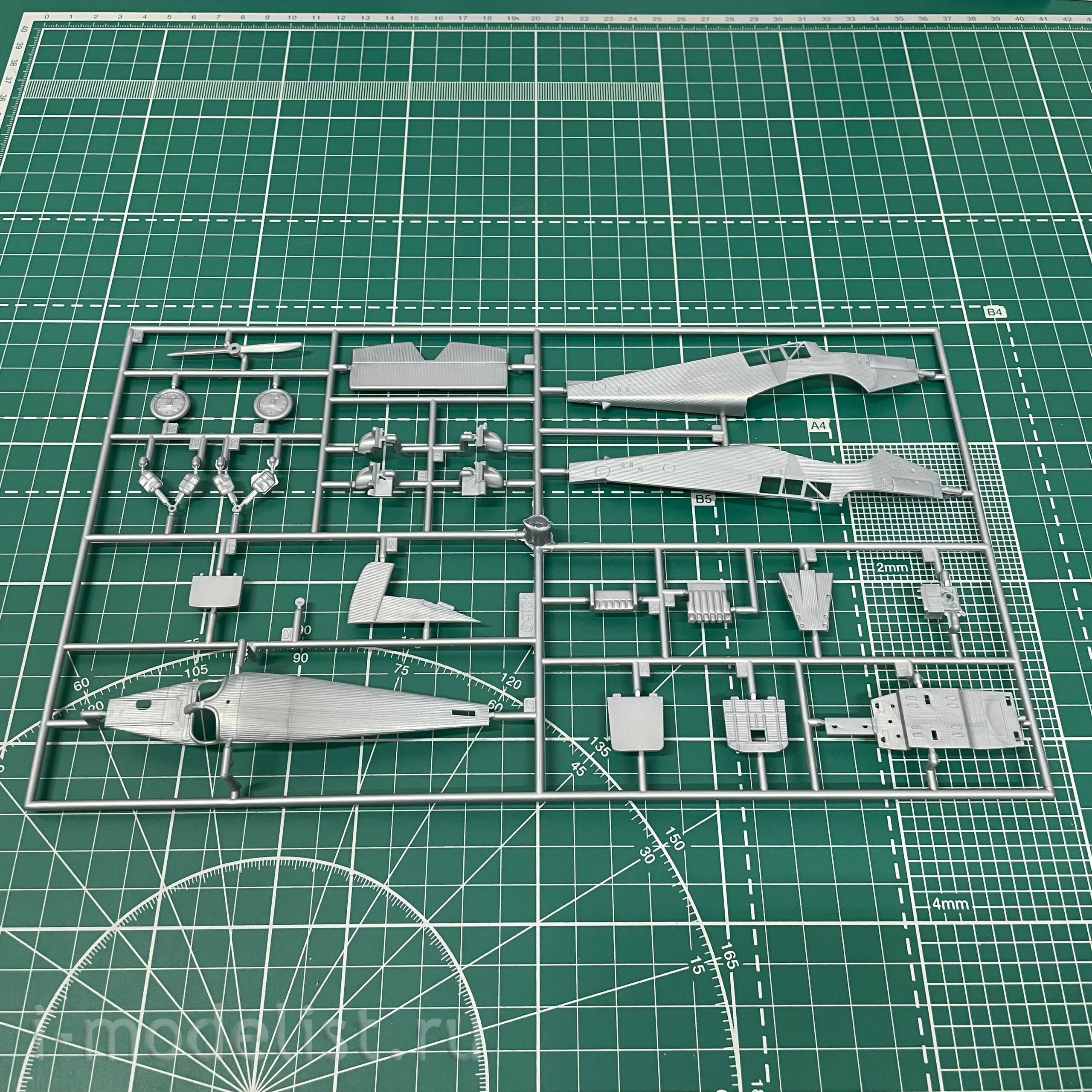 03870 Revell 1/72 German passenger plane Junkers F13