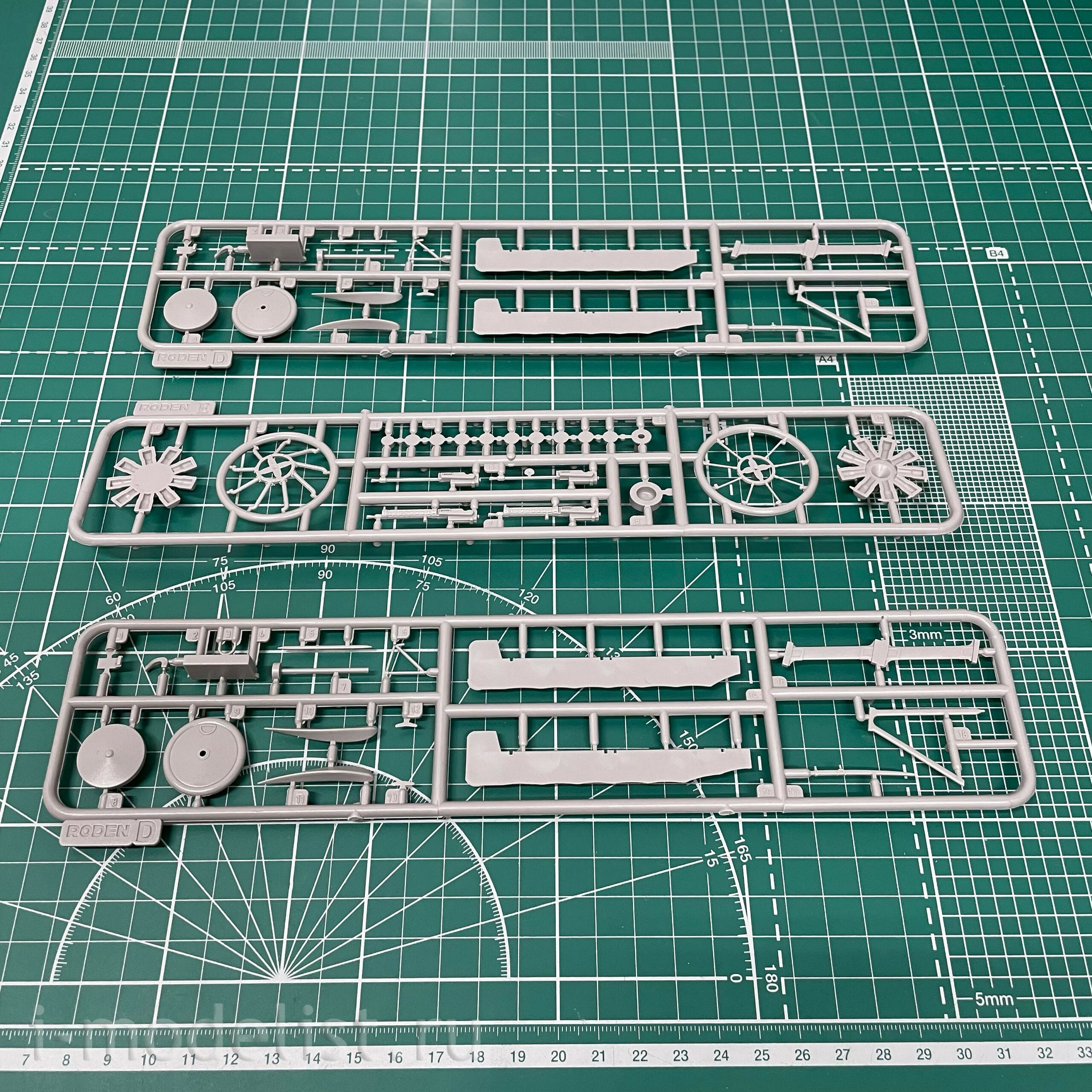 601 Roden 1/32 Fokker Dr. I Aircraft