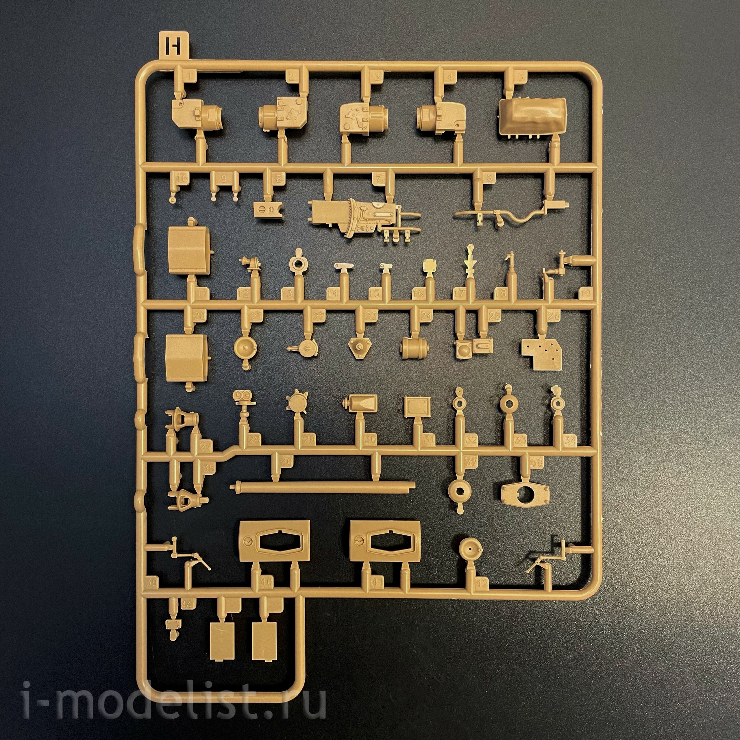 RM-5143 Rye Field Model 1/35 Notмецкий танк Sd.Kfz.161/1 Panzerkampfwagen IV Ausf. F2/G