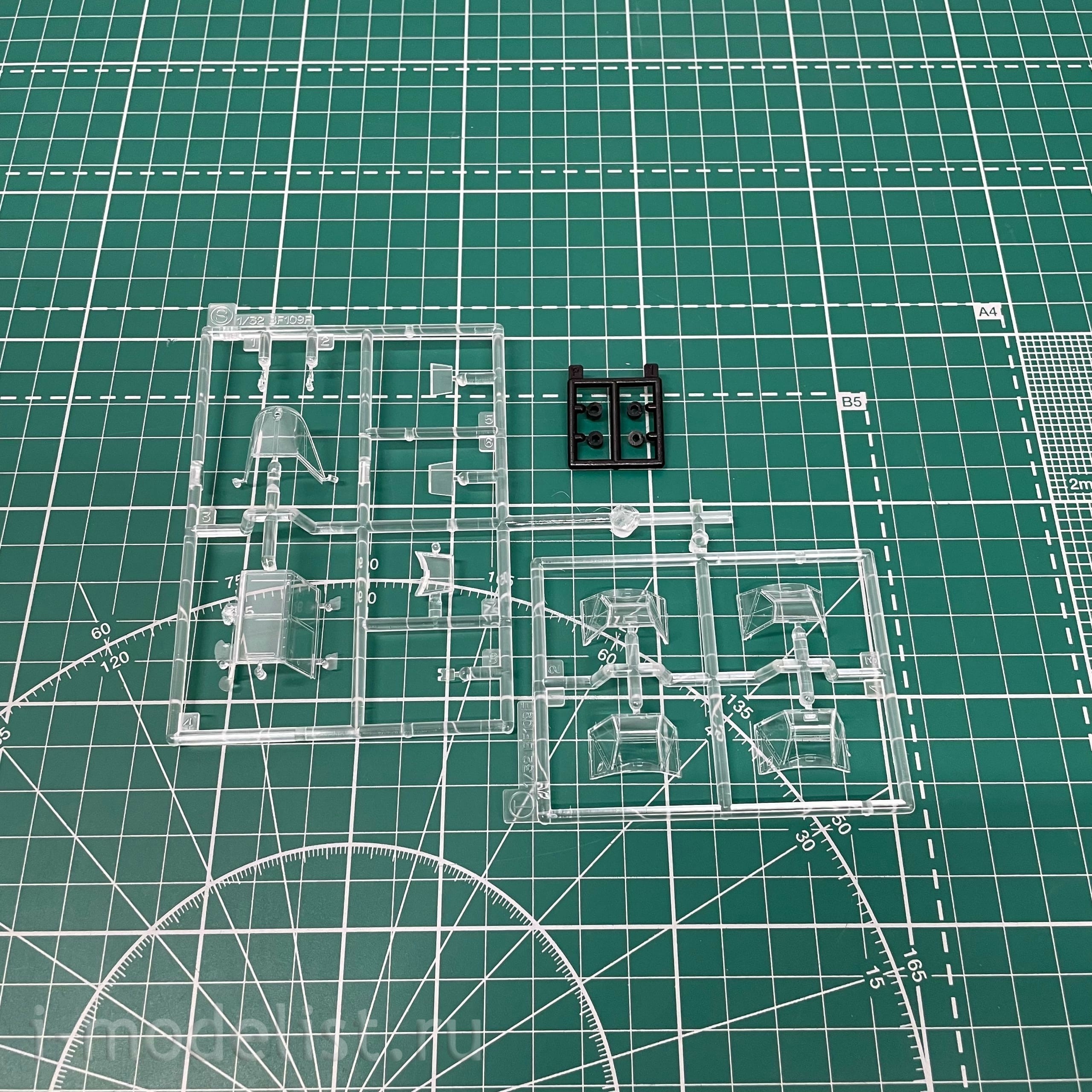 08881 Hasegawa 1/32 Messerschmitt Bf109 F-4 Trop