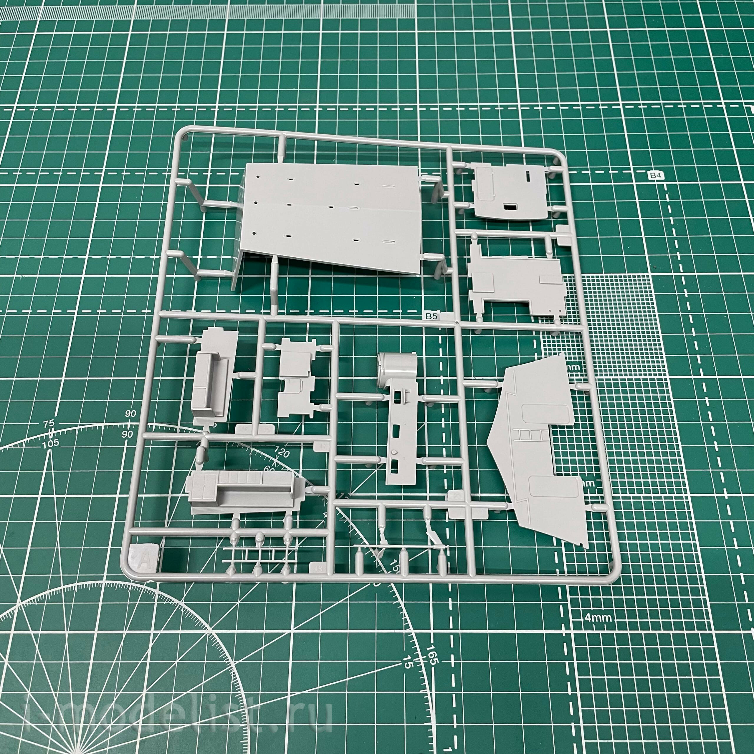 05147 Revell 1/72 Torpedo boat PT-109