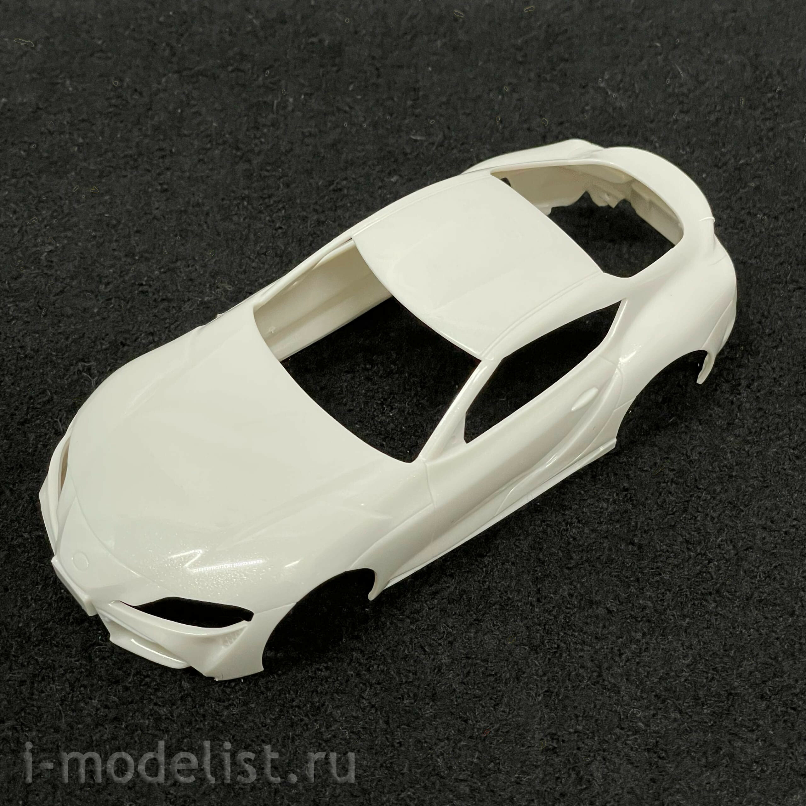05886 Aoshima 1/32 Toyota GR Supra - White Metallic (The Snap Kit)