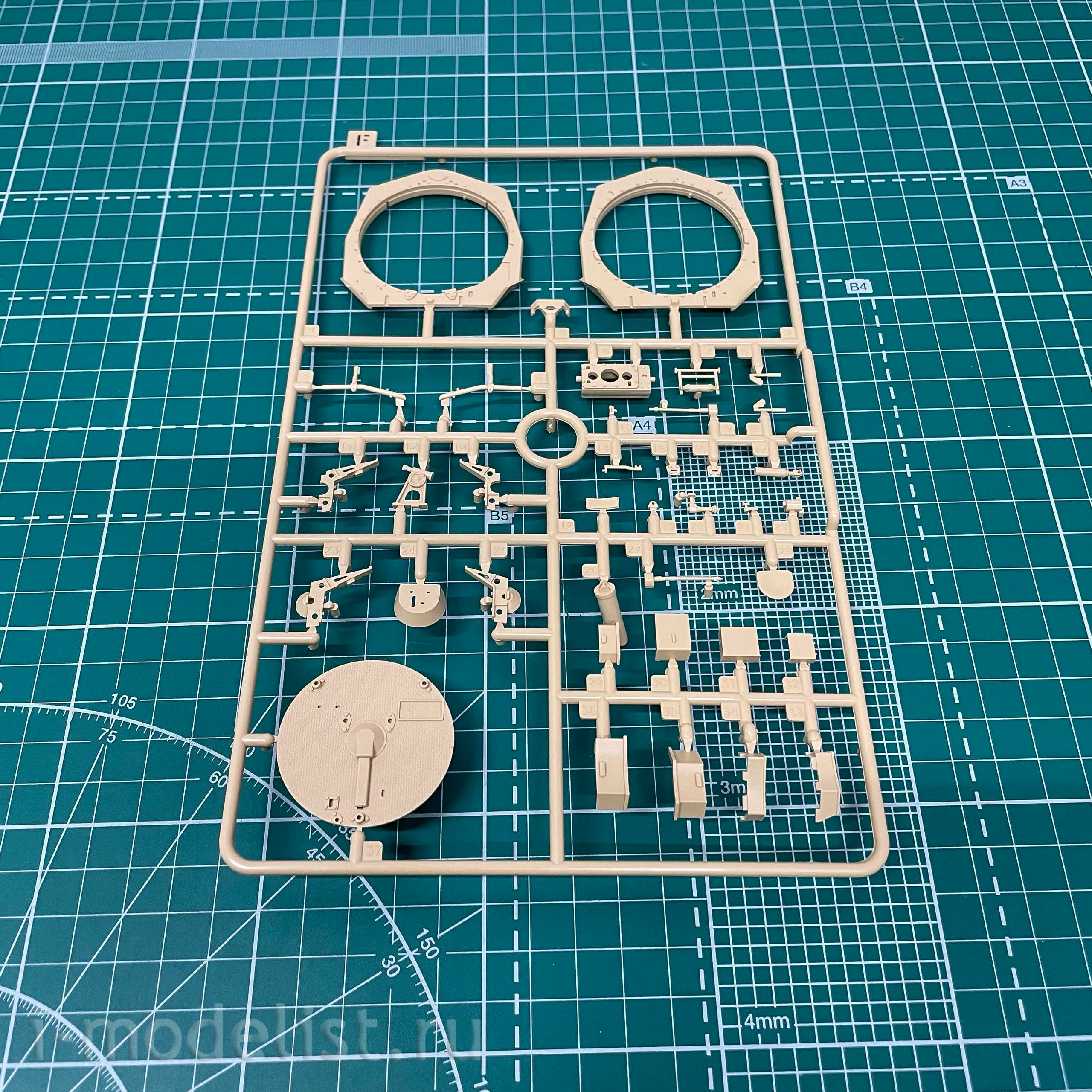 RM-5053 Rye Field Model 1/35 Medium Tank Pz.Kpfw.IV Ausf. G Sd.Kfz. 161/1