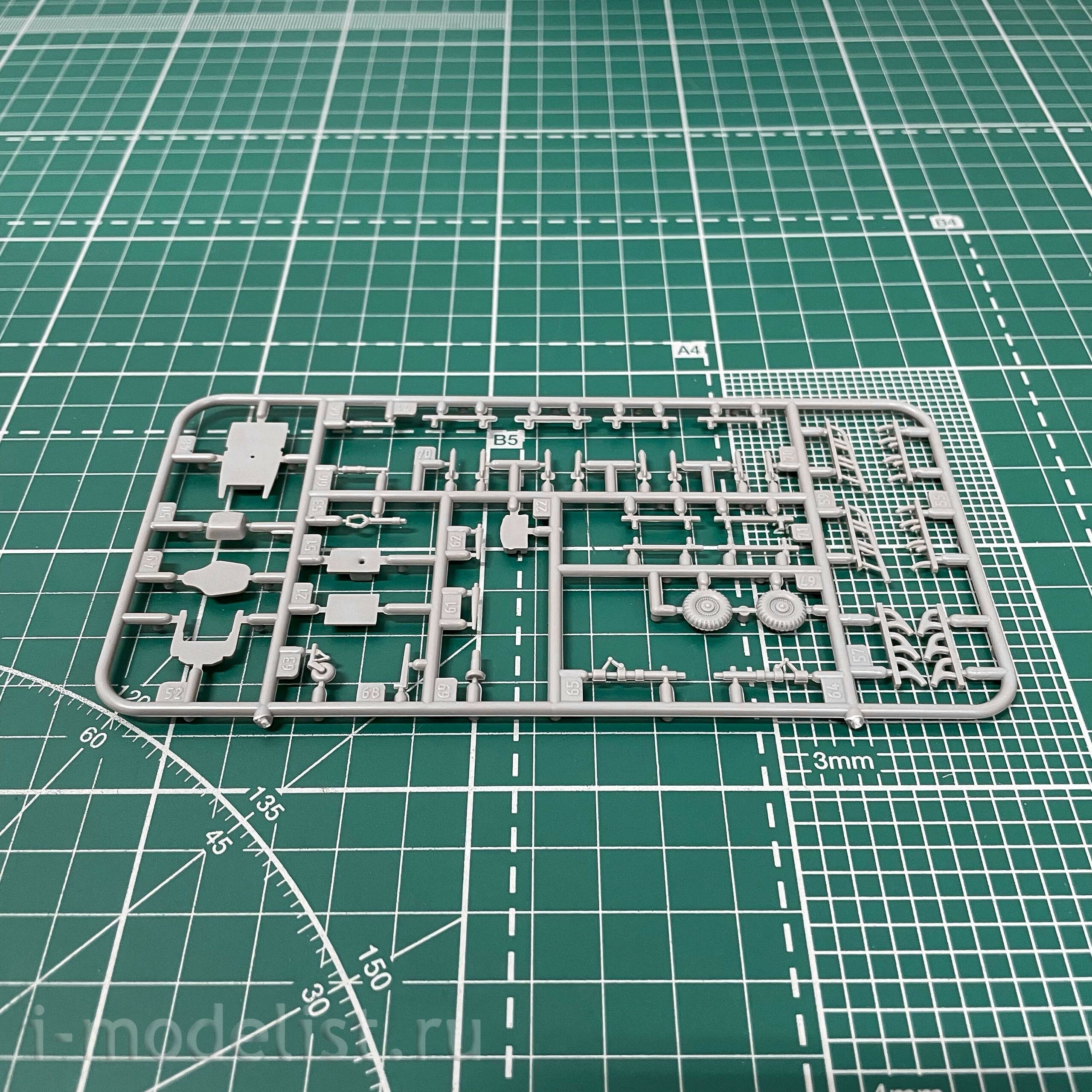 037 Roden 1/72 LaGG-3 Aircraft (1,5,11 series)