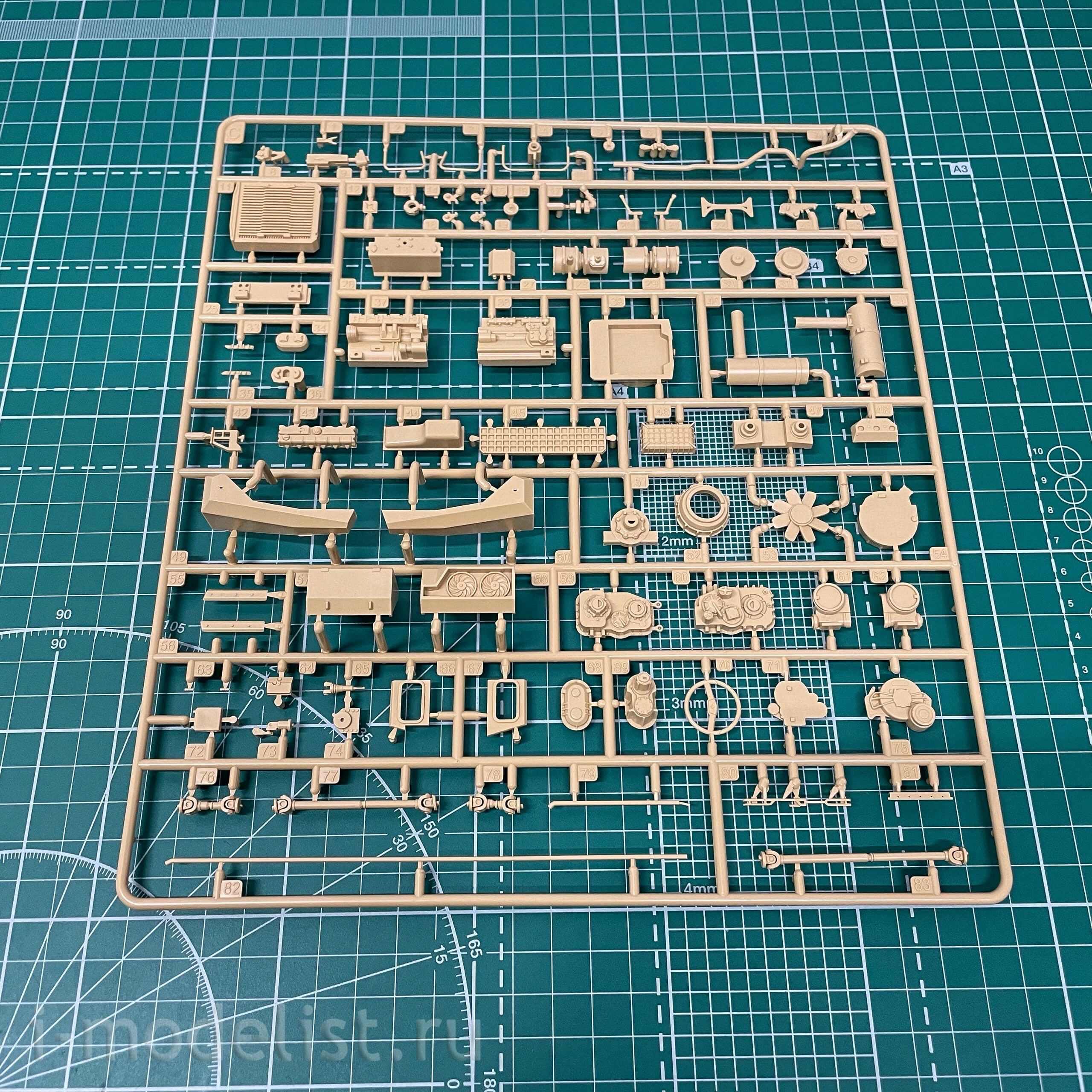 35008-A RPG-MODEL 1/35 Russian URAL-63095 Typhoon-U w/Sagged wheel set x6 PCS [Limited Edition]