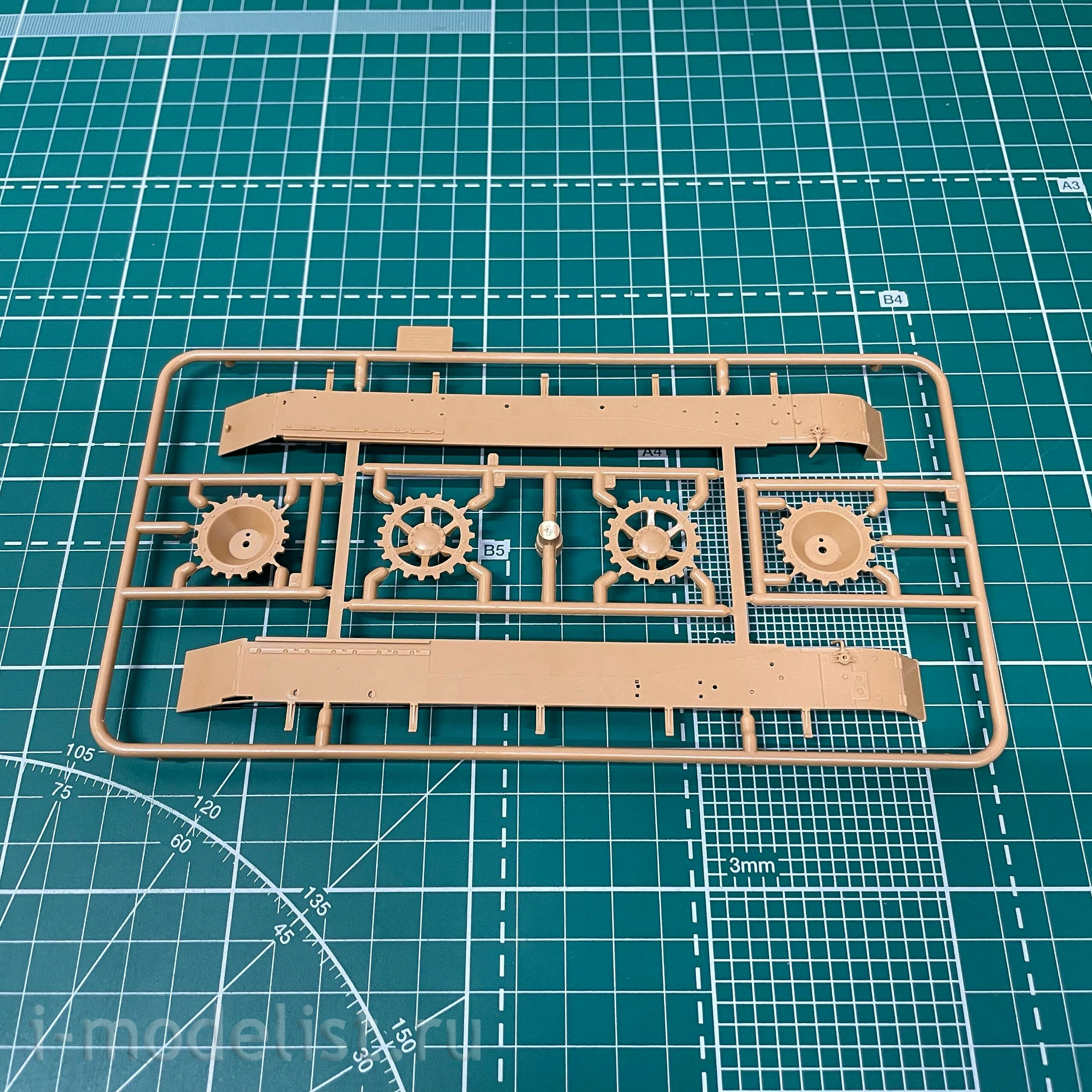 3674 Zvezda 1/35 German tank Pz IV Ausf. G