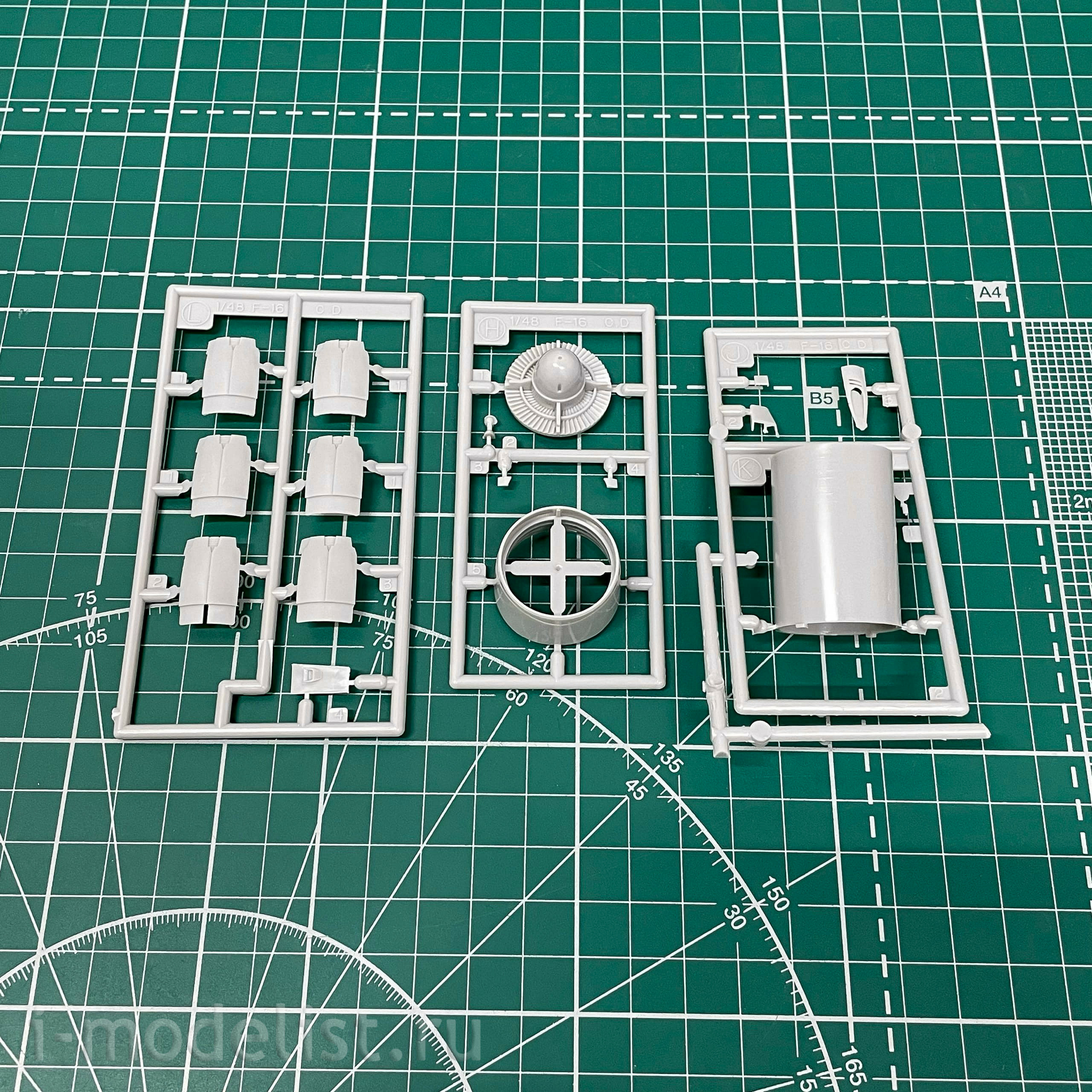 07232 Hasegawa 1/48 F16CJ Fighting Falcon Misawa Japan