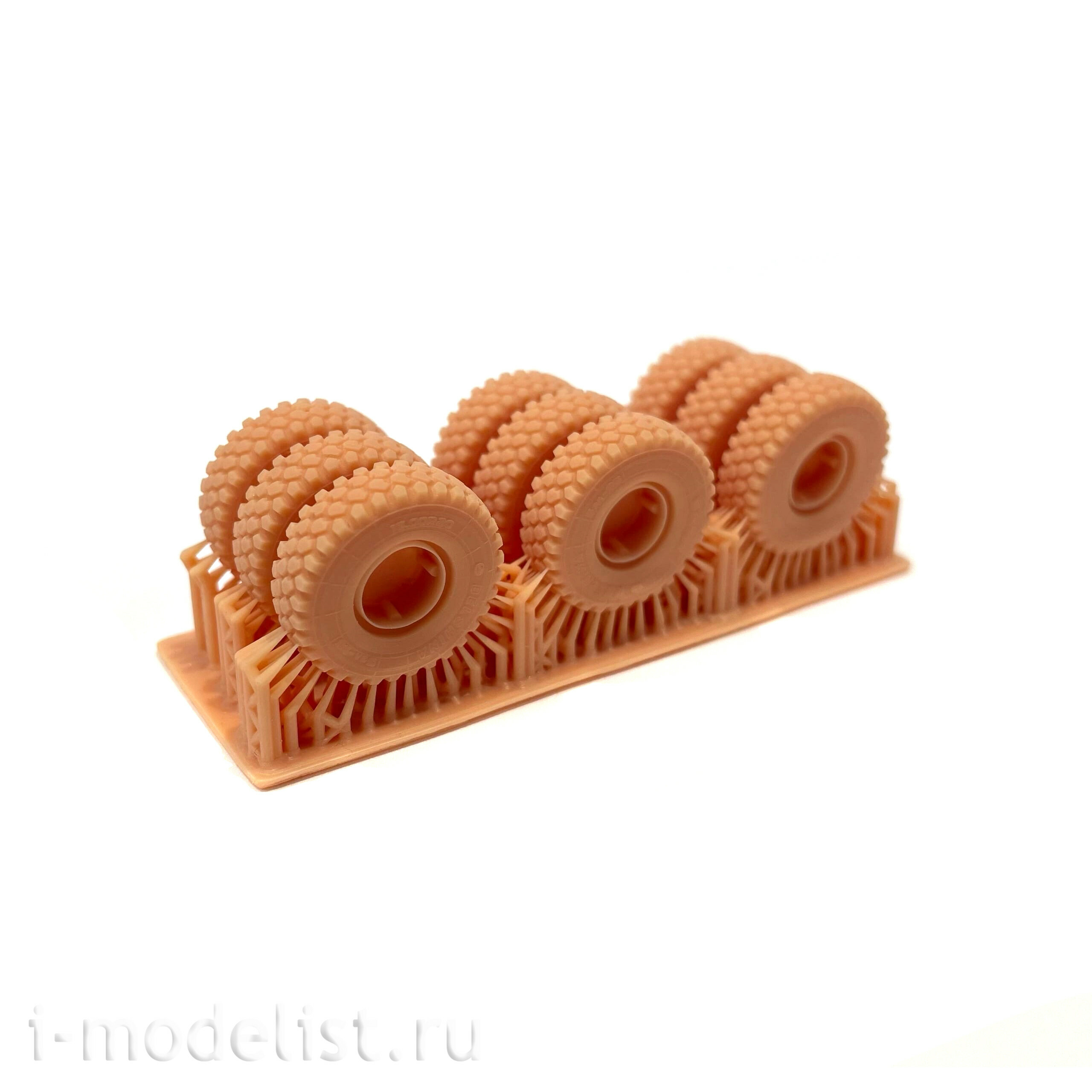 MM72009 My Model 1/72 Set of add-ons No. 2 for the Zvezda model, art. 5069 (set of wheels 9 pcs. + automatic machine)