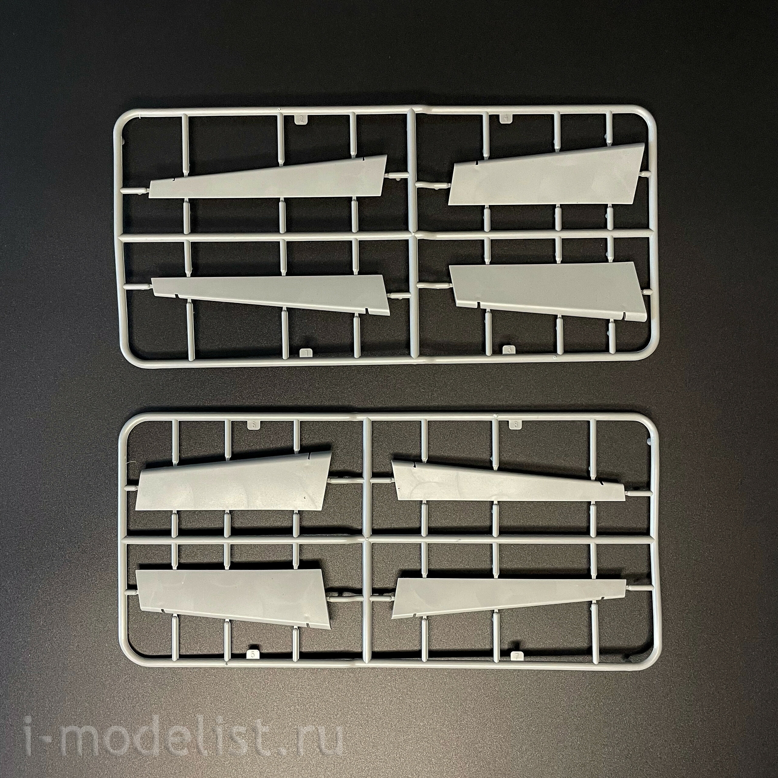 UA72217 Modelcollect 1/72 Notмецкий межконтинентальный бомбардировщик Horten H.XVIIIA