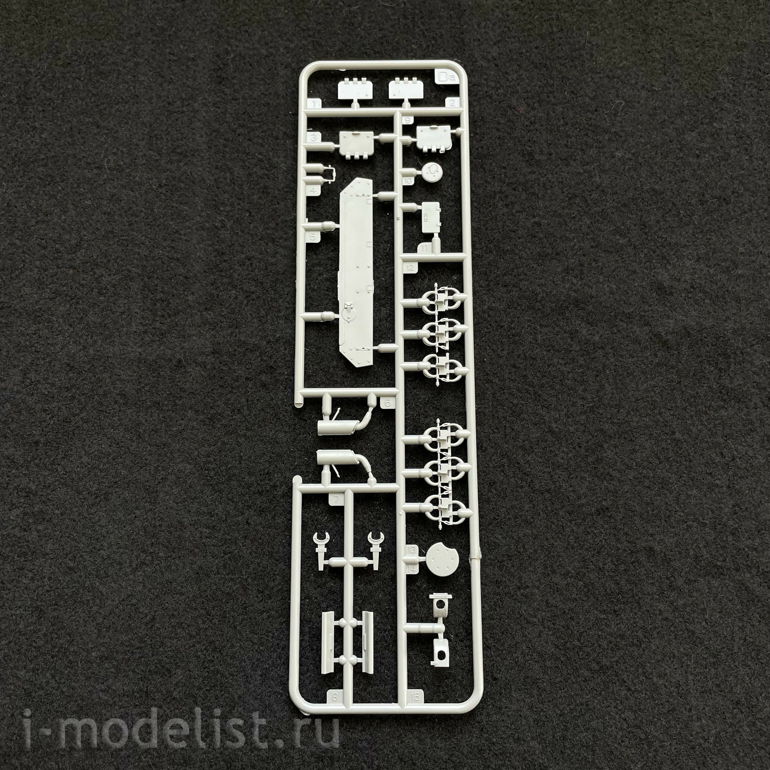 BT-025 Border Model 1/35 Pz.Kpfw.IV Ausf. J Early/Mid & Railway Flatbed Ommr