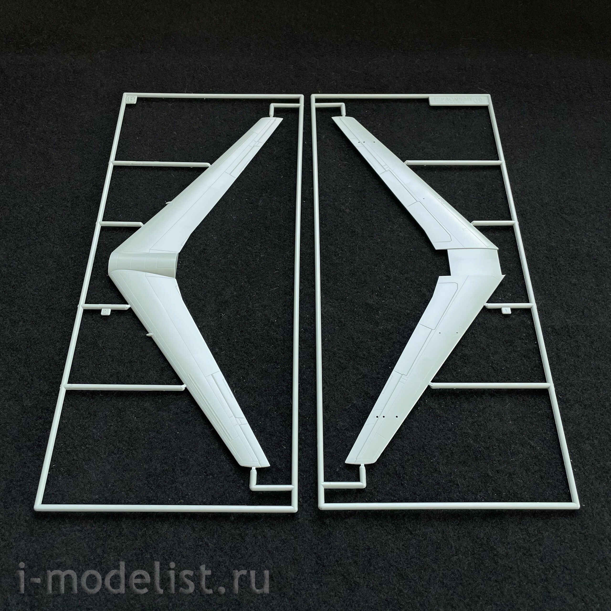 12618 Academy 1/144 scales Plane USAF Boeing B-47