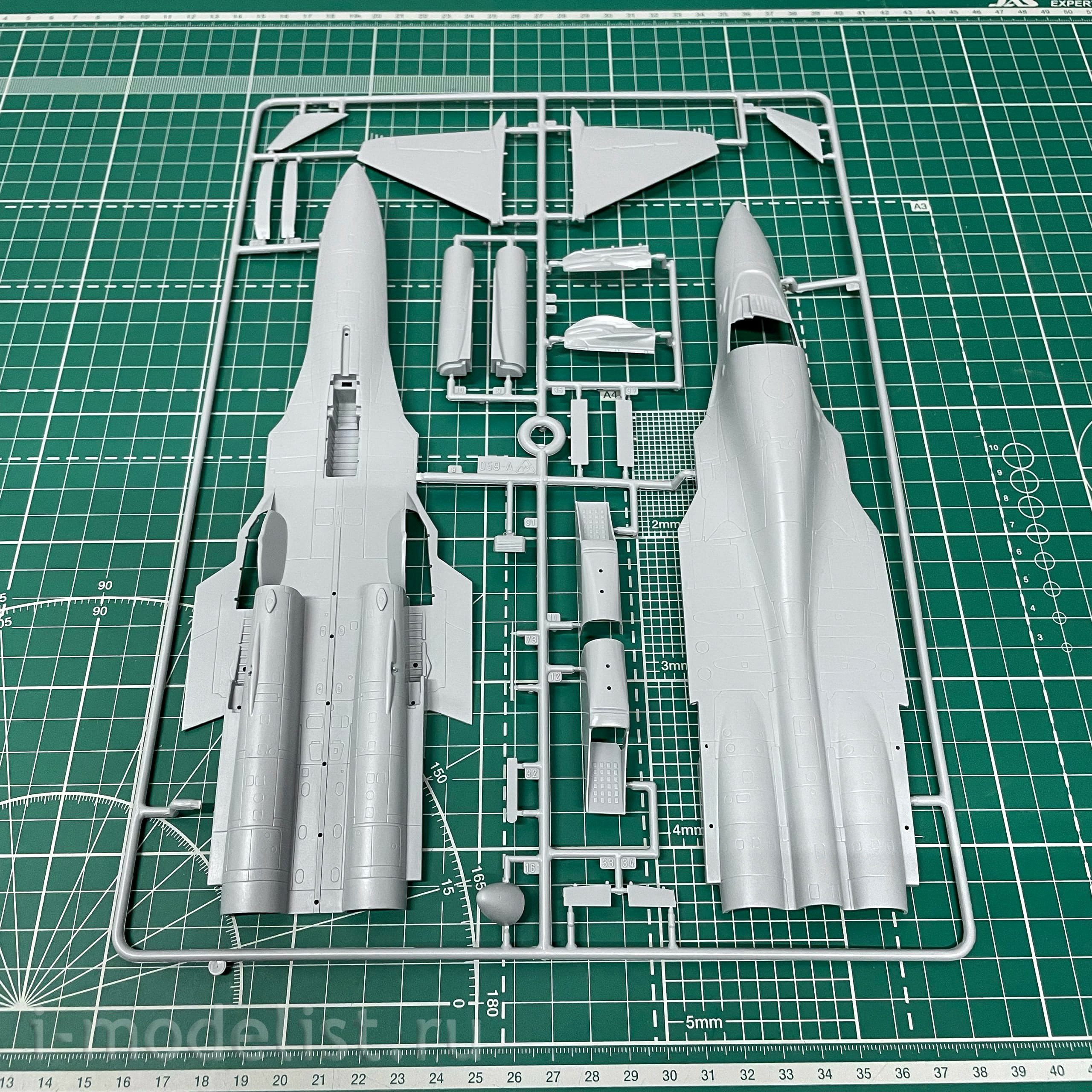 7250 Zvezda 1/72 su-32FN Bomber