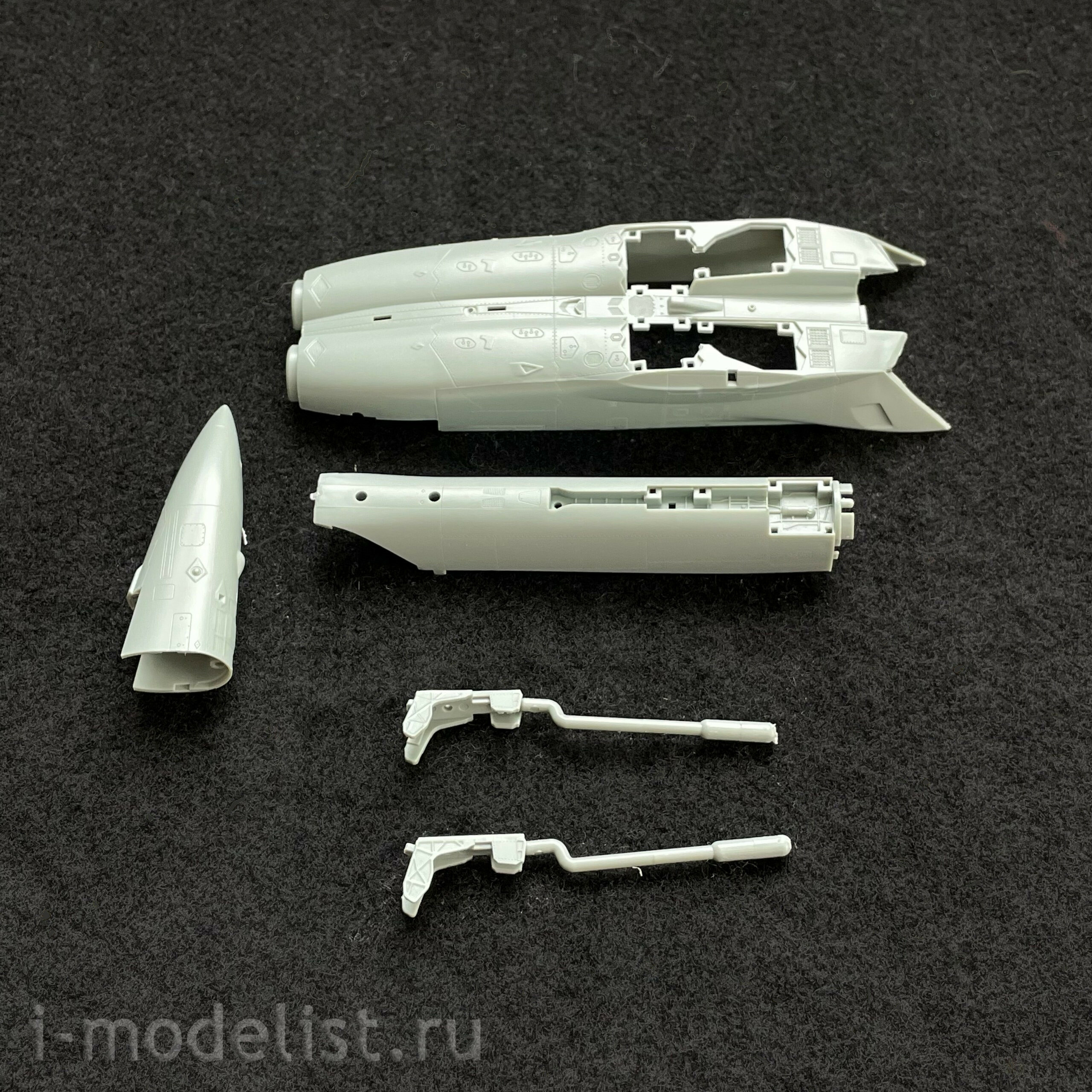 12547 Academy 1/72 Aircraft USN F/A-18E VFA-143 