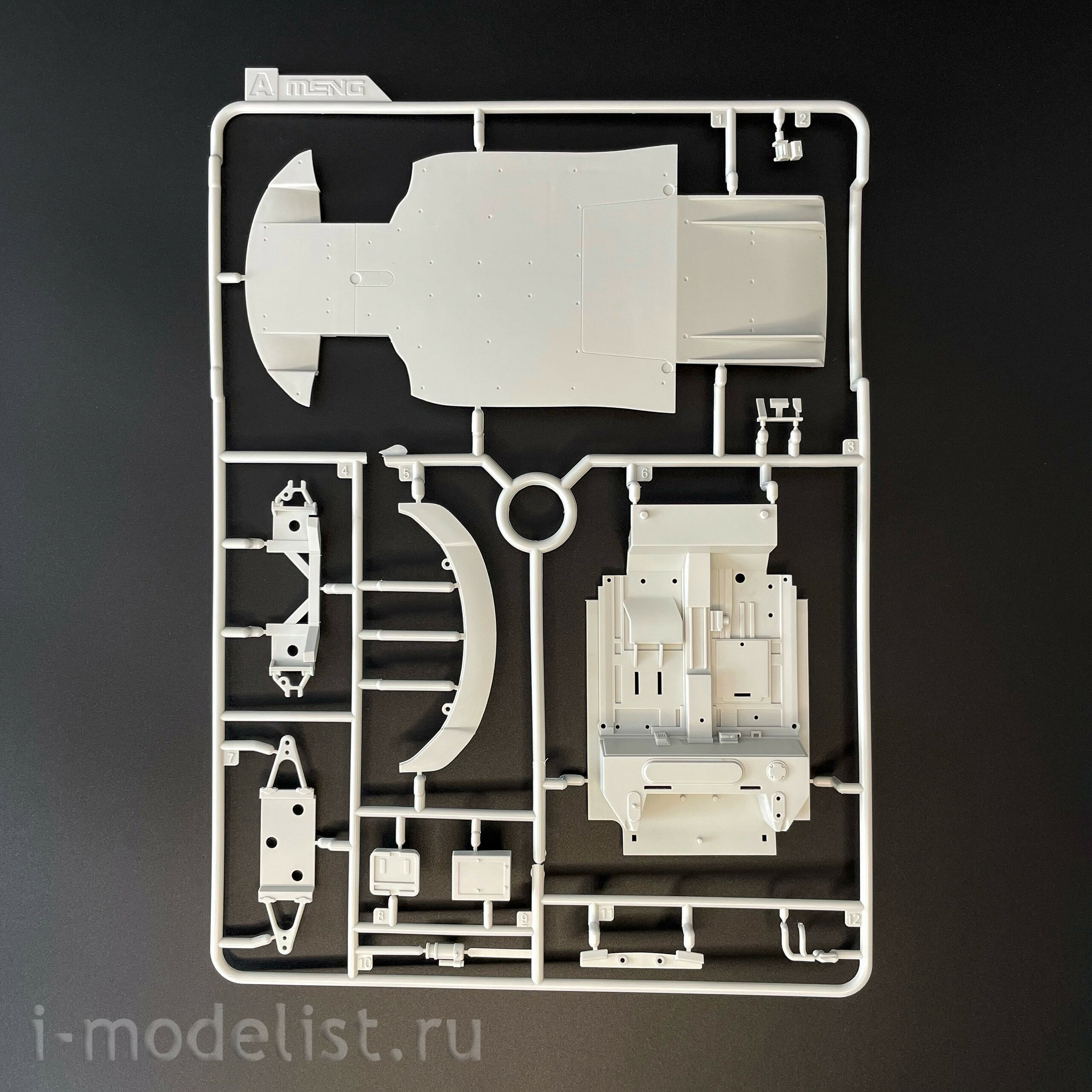 CS-008 Meng 1/24 Car R8 LMS EVA RT TEST TYPE-01 TSRT R8