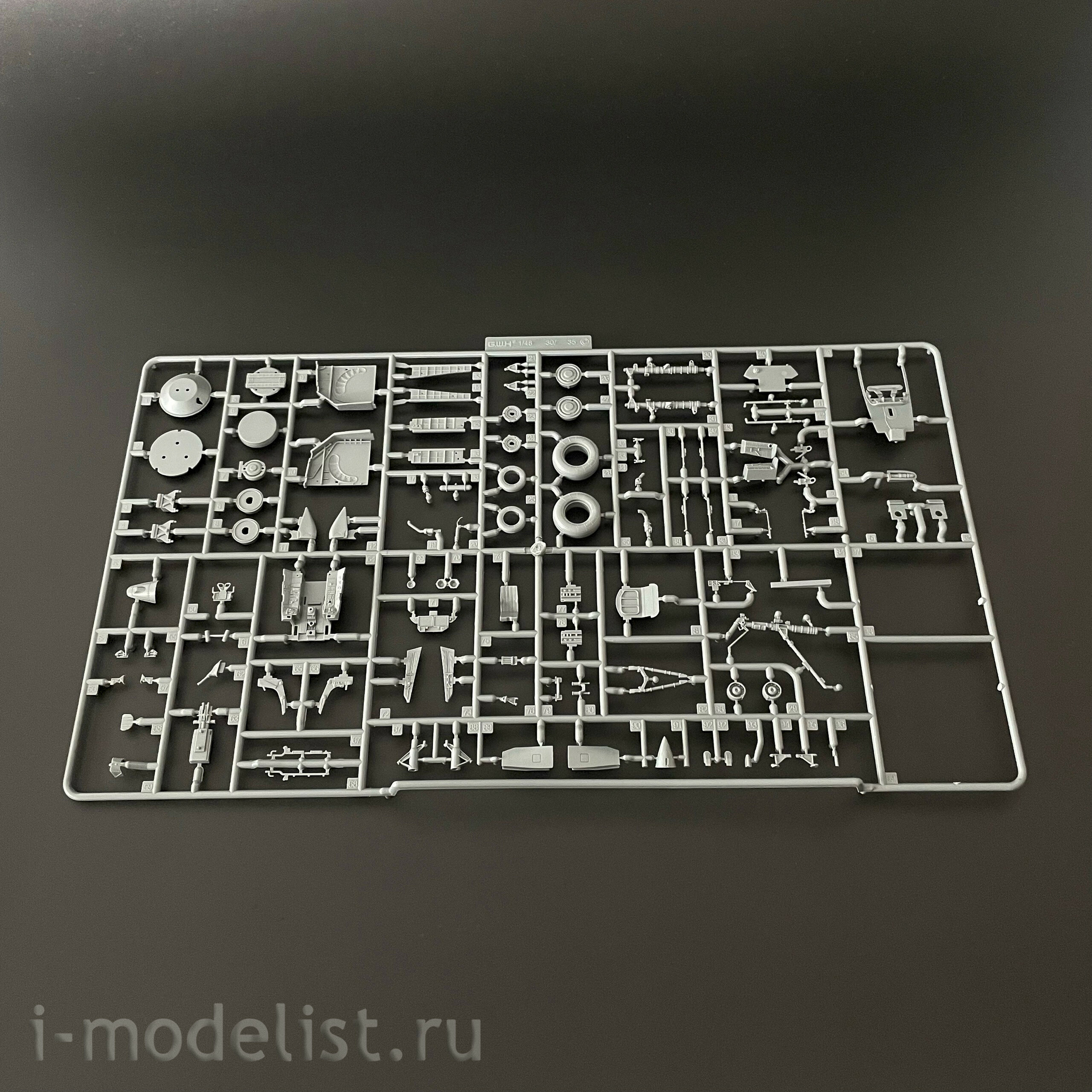 L4831 Great Wall Hobby 1/48 Russian heavy fighter Series-30 (