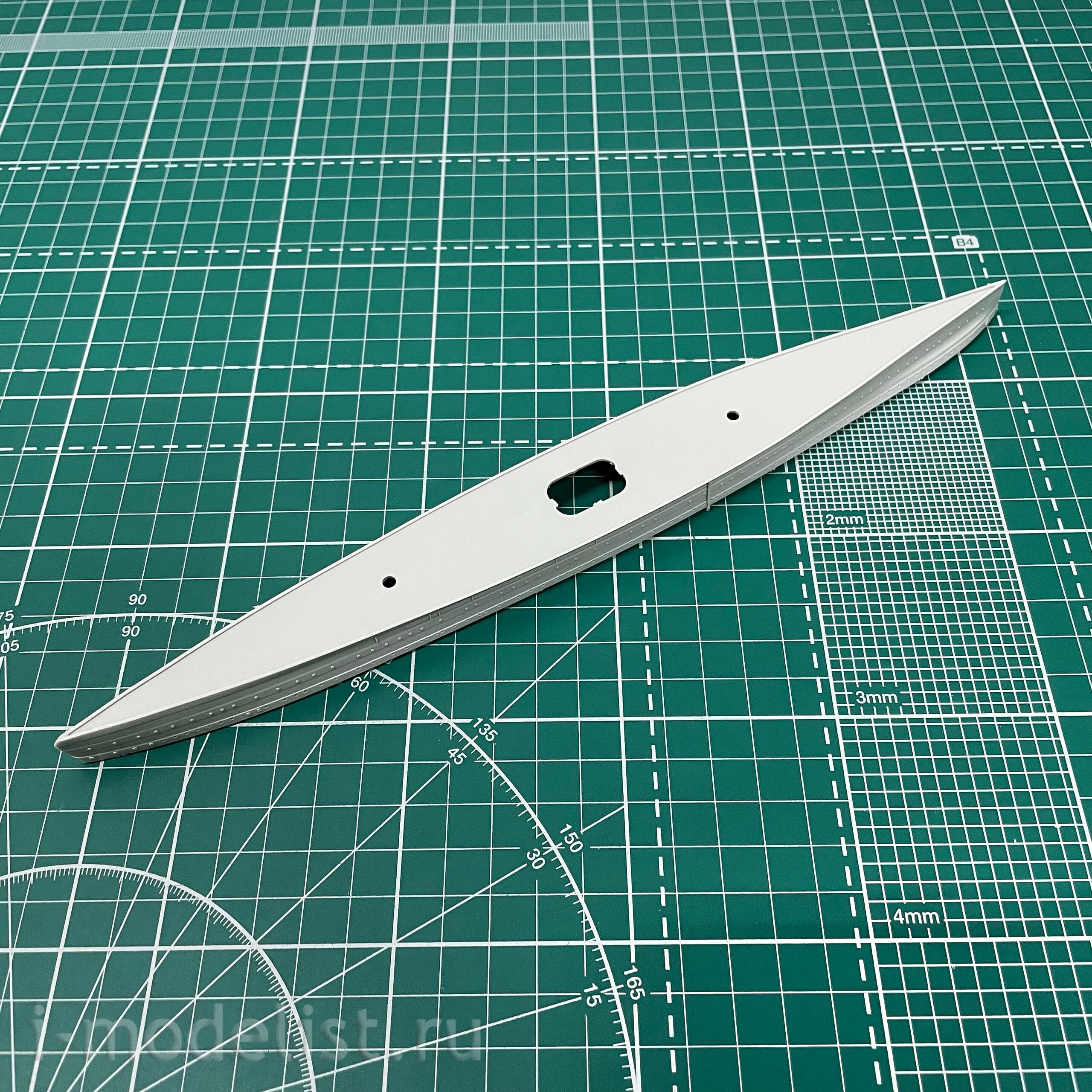 06734 Trumpeter 1/700 HMS Cornwall