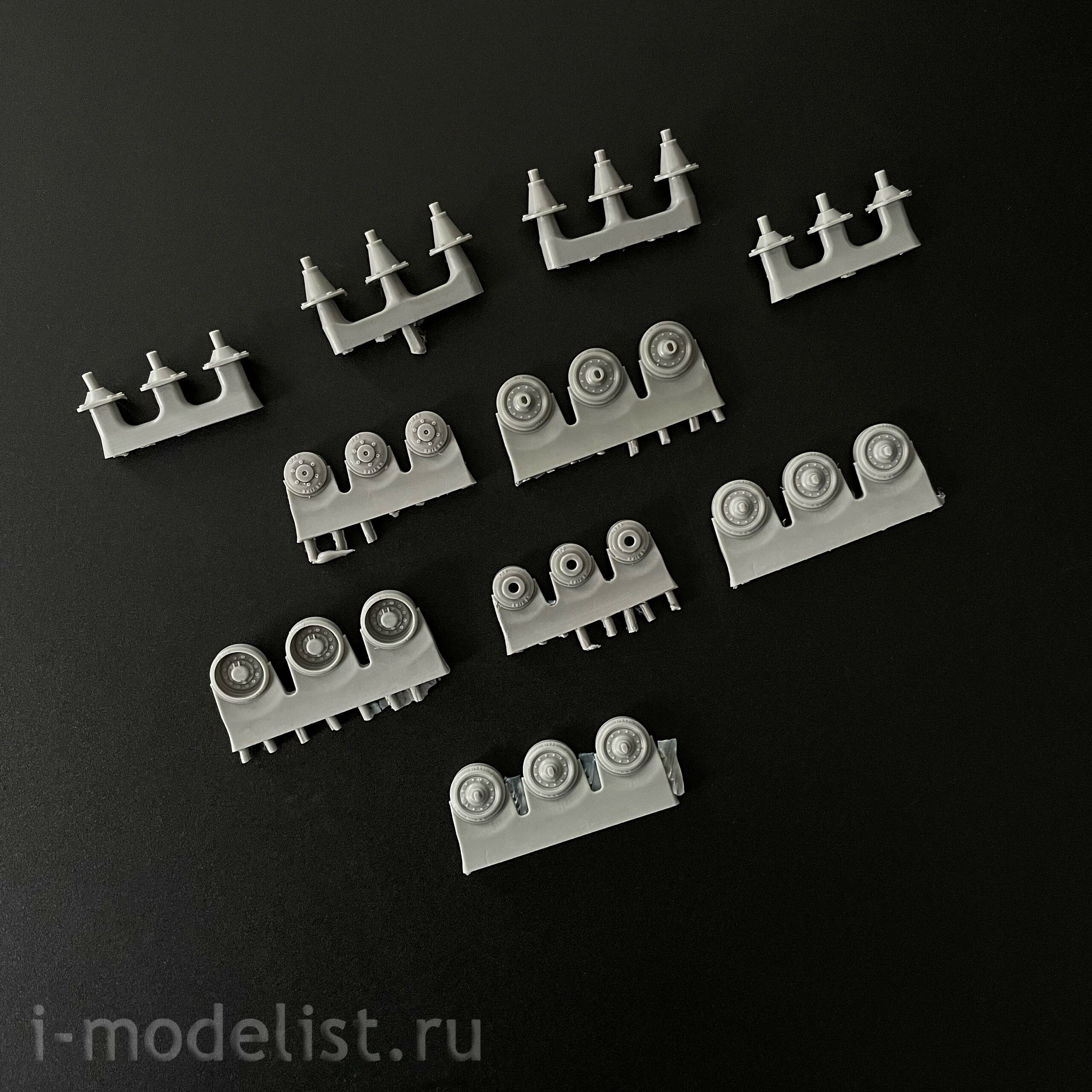 35060 Fury Models 1/35 Conversion kit M4A2 (76)W HVSS