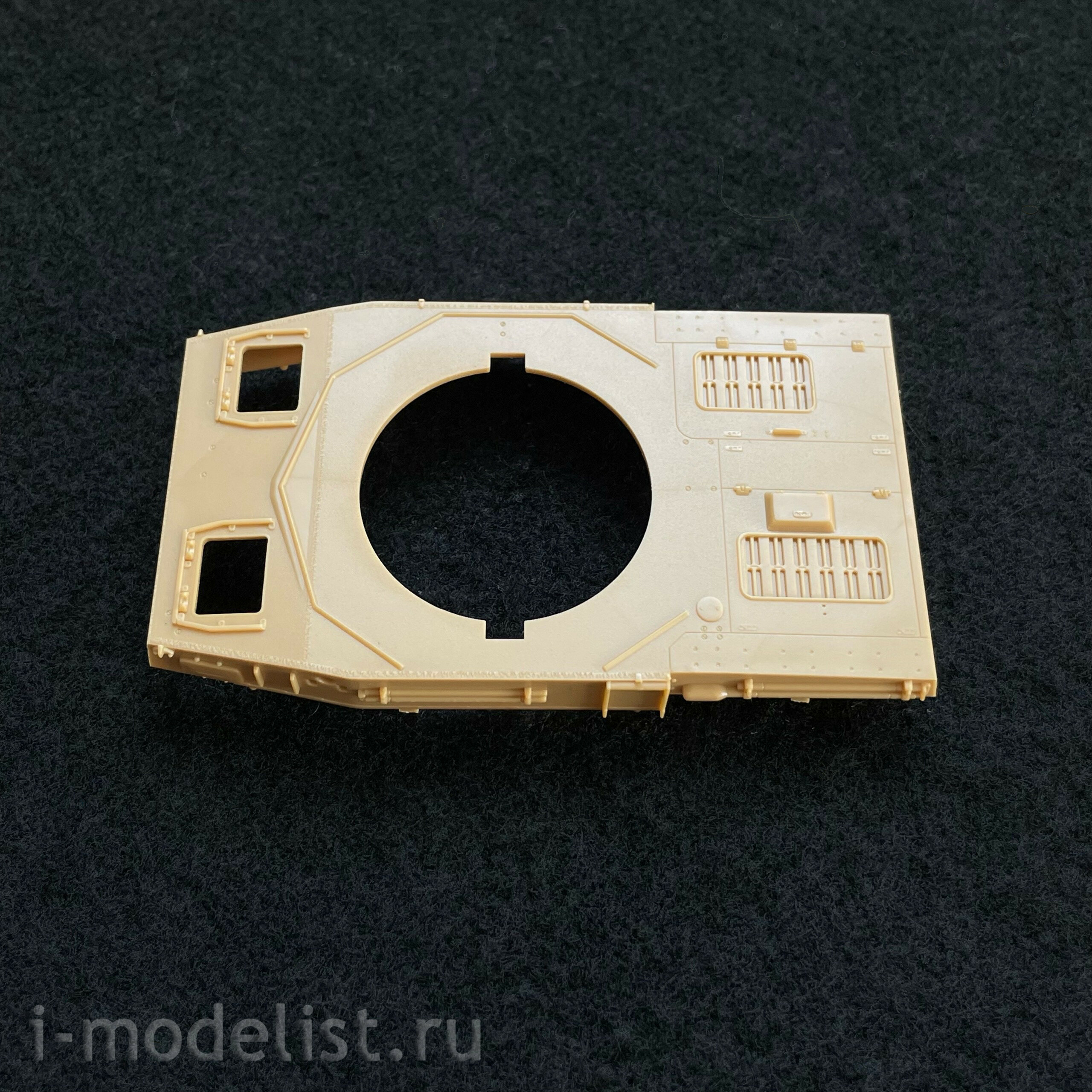 84840 HobbyBoss 1/48 German Medium Tank Pzkpfw IV Ausf.F2