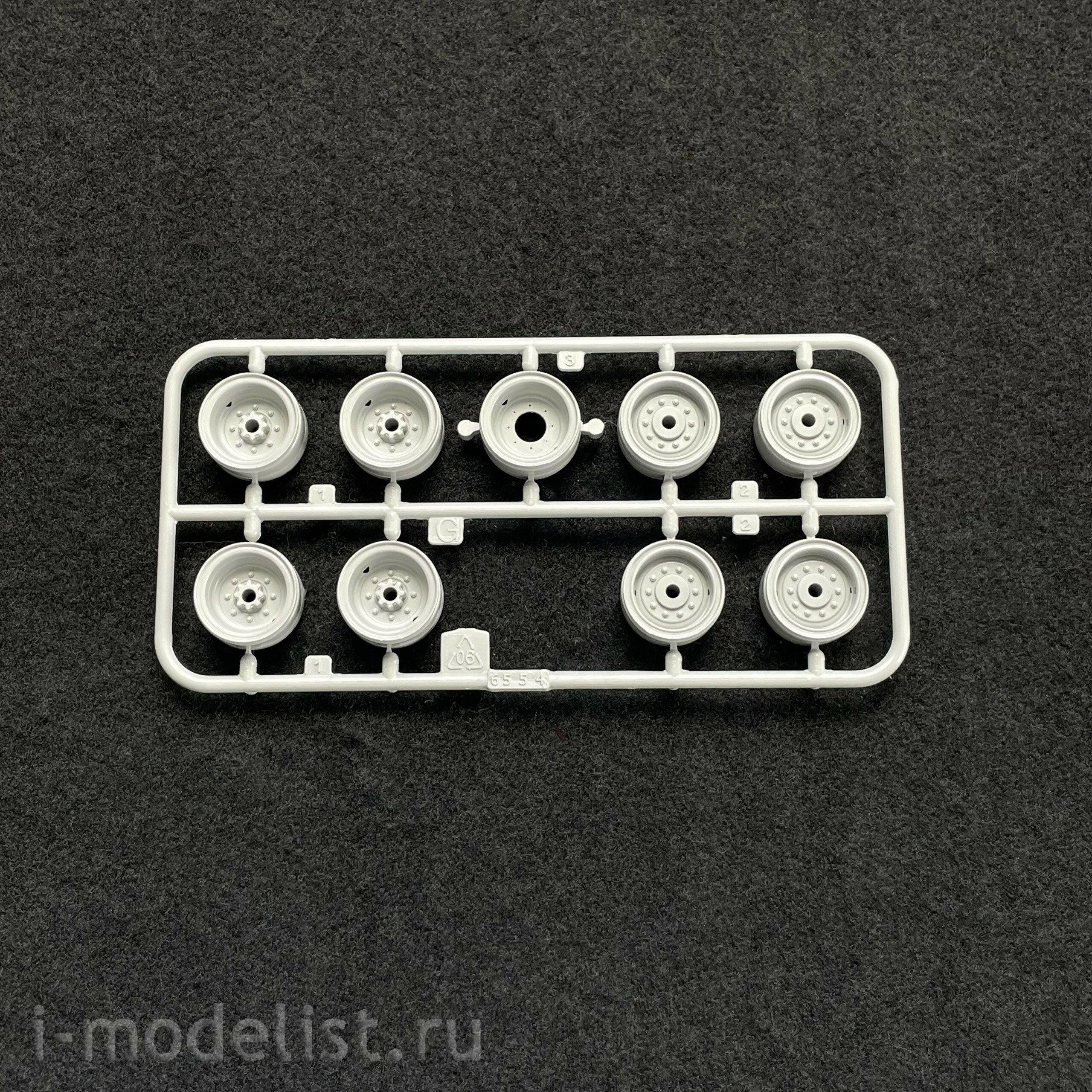 6510 Italeri 1/35 HEMTT Gun Truck