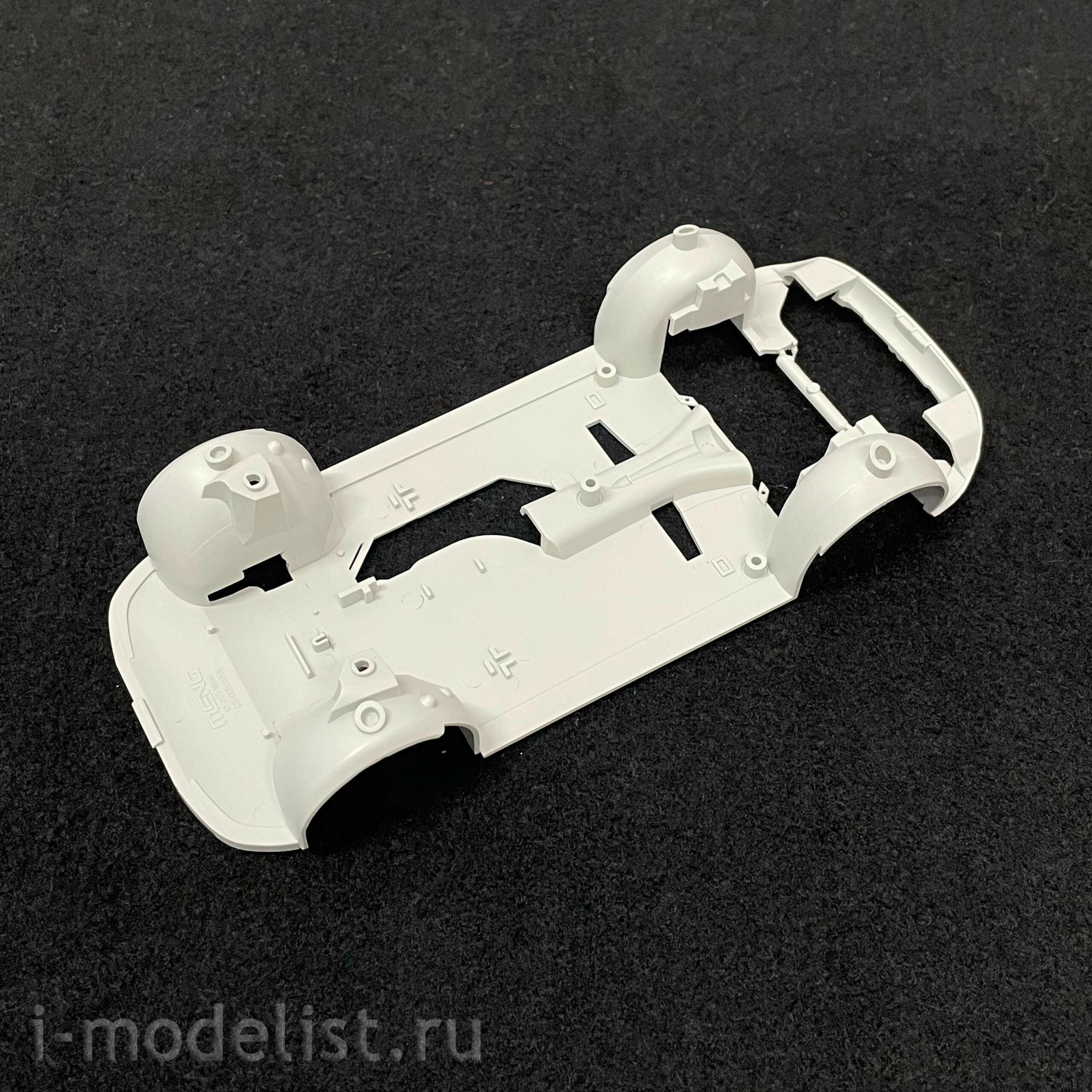 CS-005 Meng 1/24 BMW Z4 M40i Car