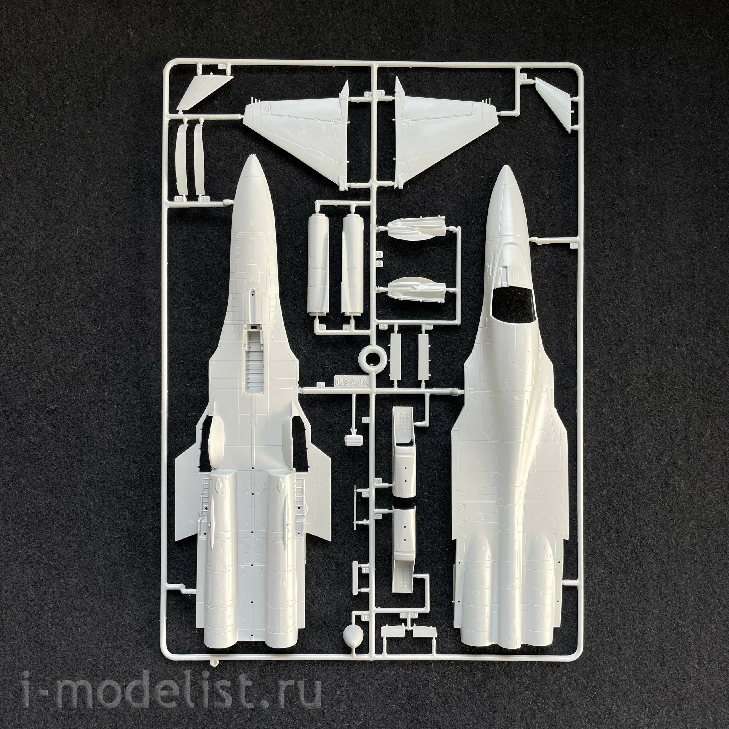 7298 Zvezda Bomber 1/72 Russian su-34