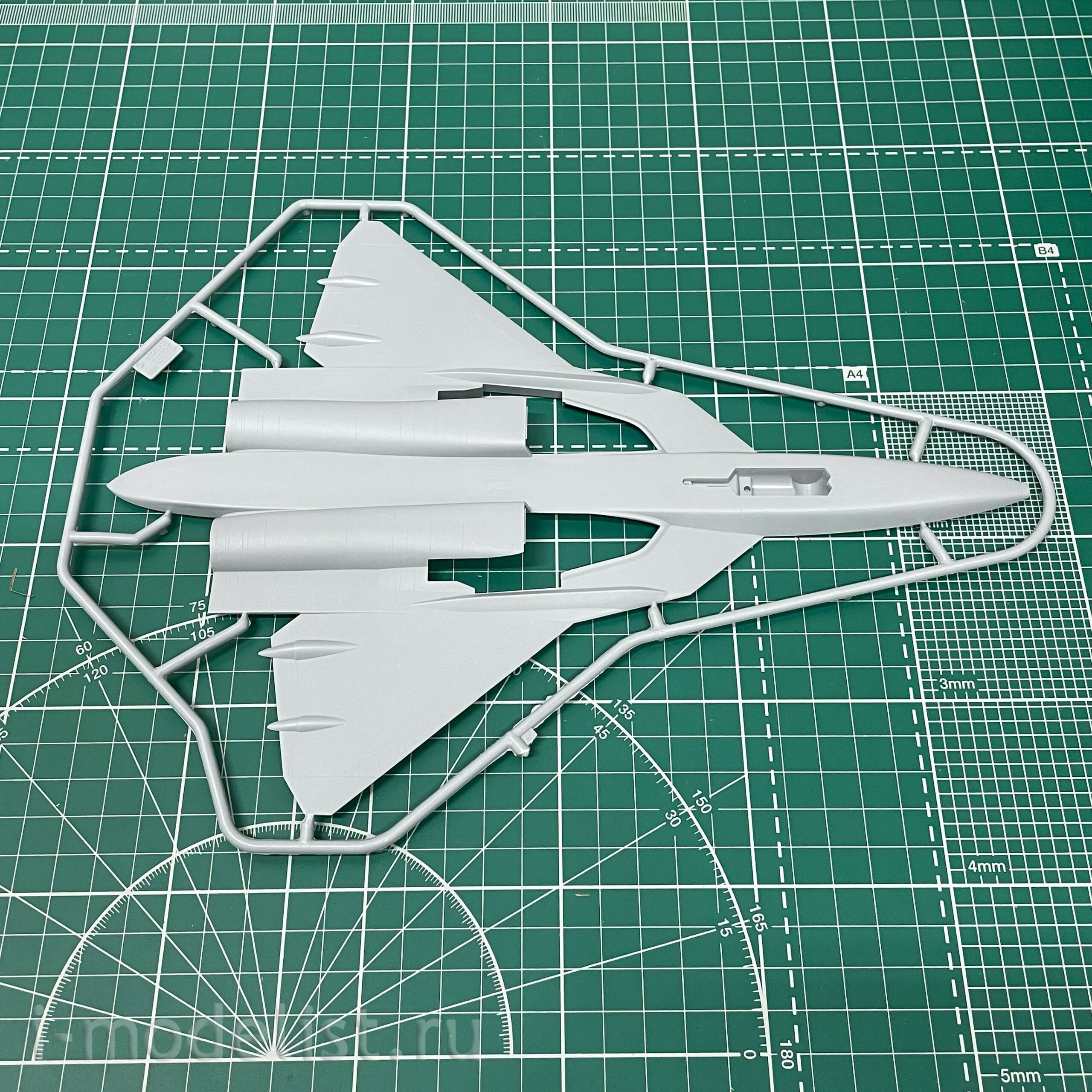 7275 Zvezda 1/72 SU-57 Prototype aircraft