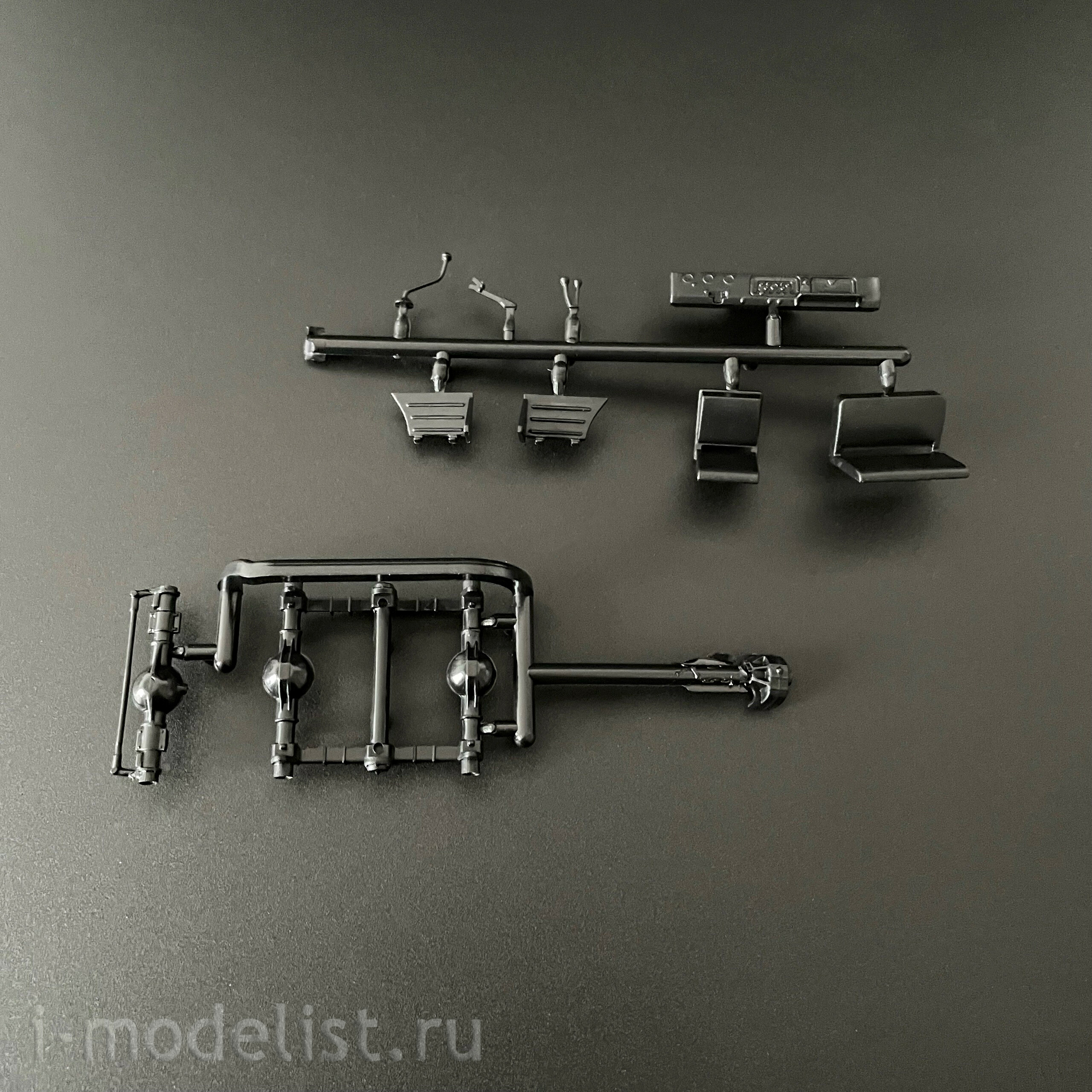 1465AVD AVD Models 1/43 Car 375D