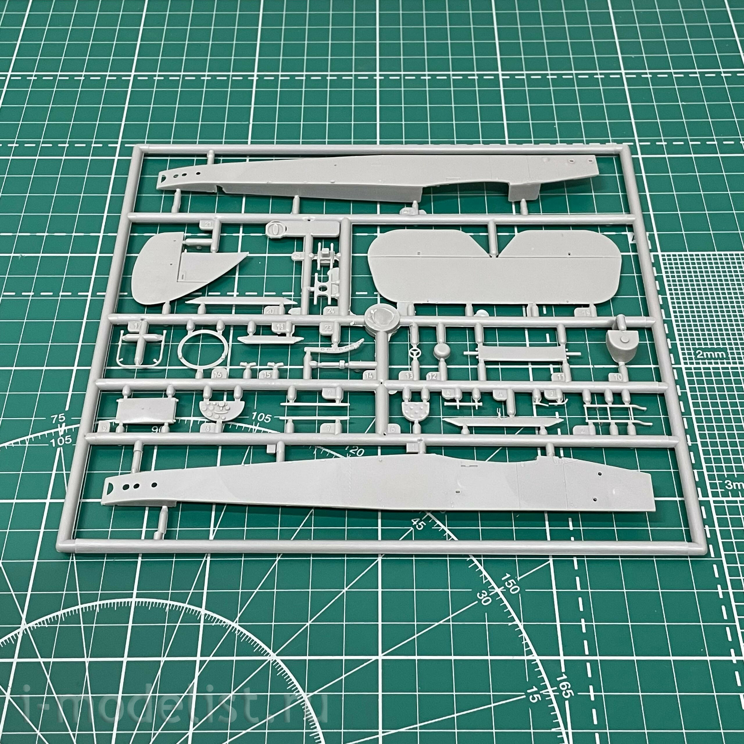 436 Roden 1/48 De Havilland DH. 9 Ambulance