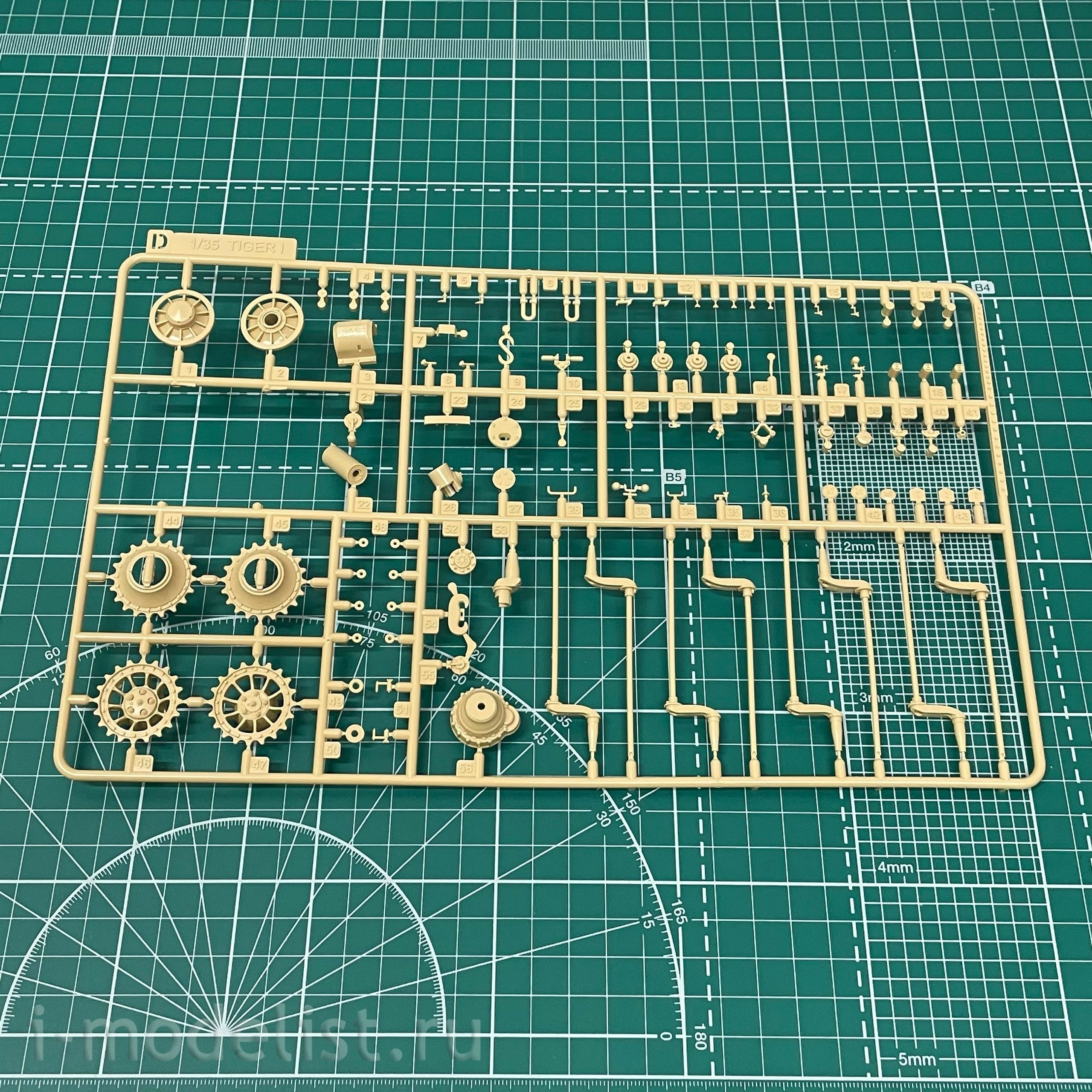 RM-5078 Rye Field Model 1/35 Sd.Kfz.181 Tiger I INITIAL PRODUCTION
