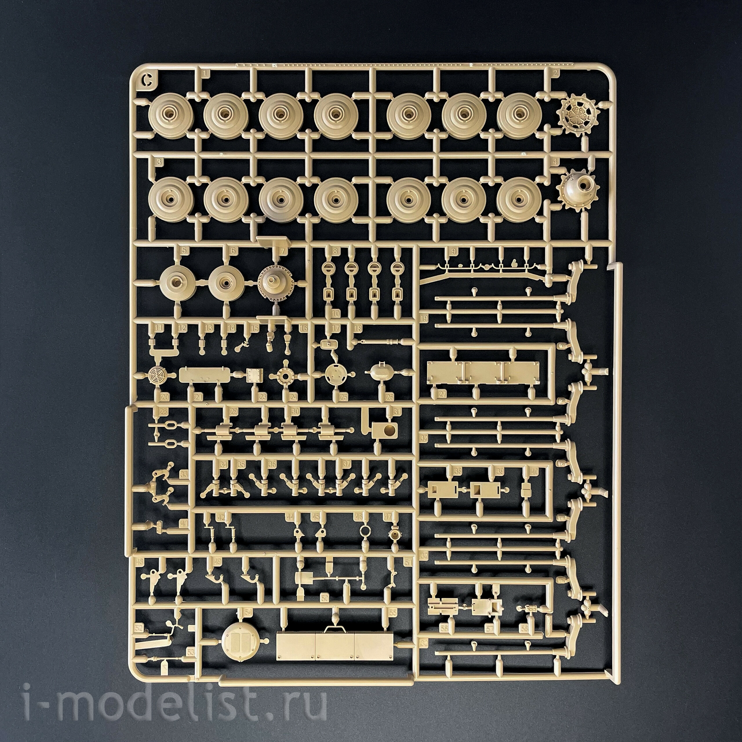 RM-5109 Rye Field Model 1/35 Notмецкий танк Leopard 2A7V