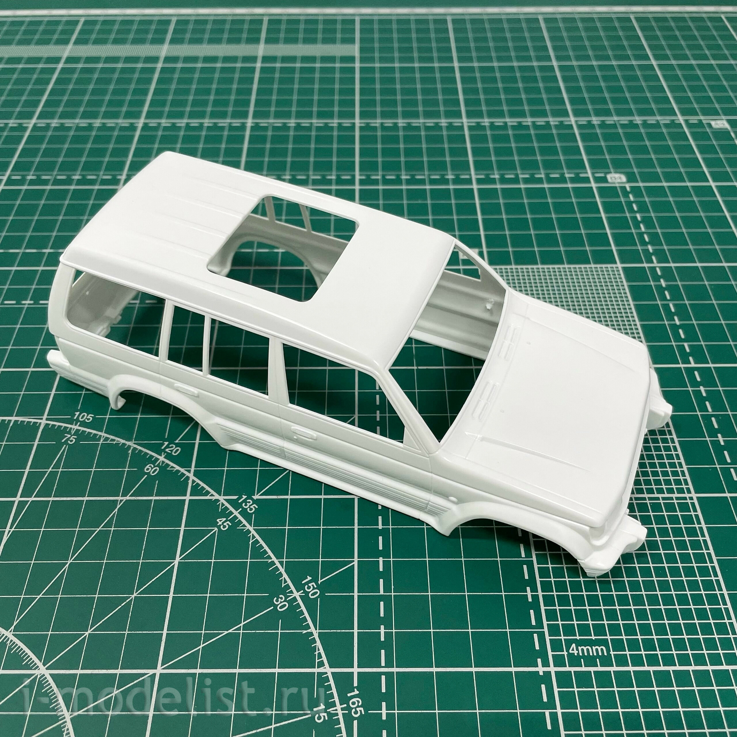 05710 Aoshima 1/24 Mitsubishi Pajero Super Exceed '91