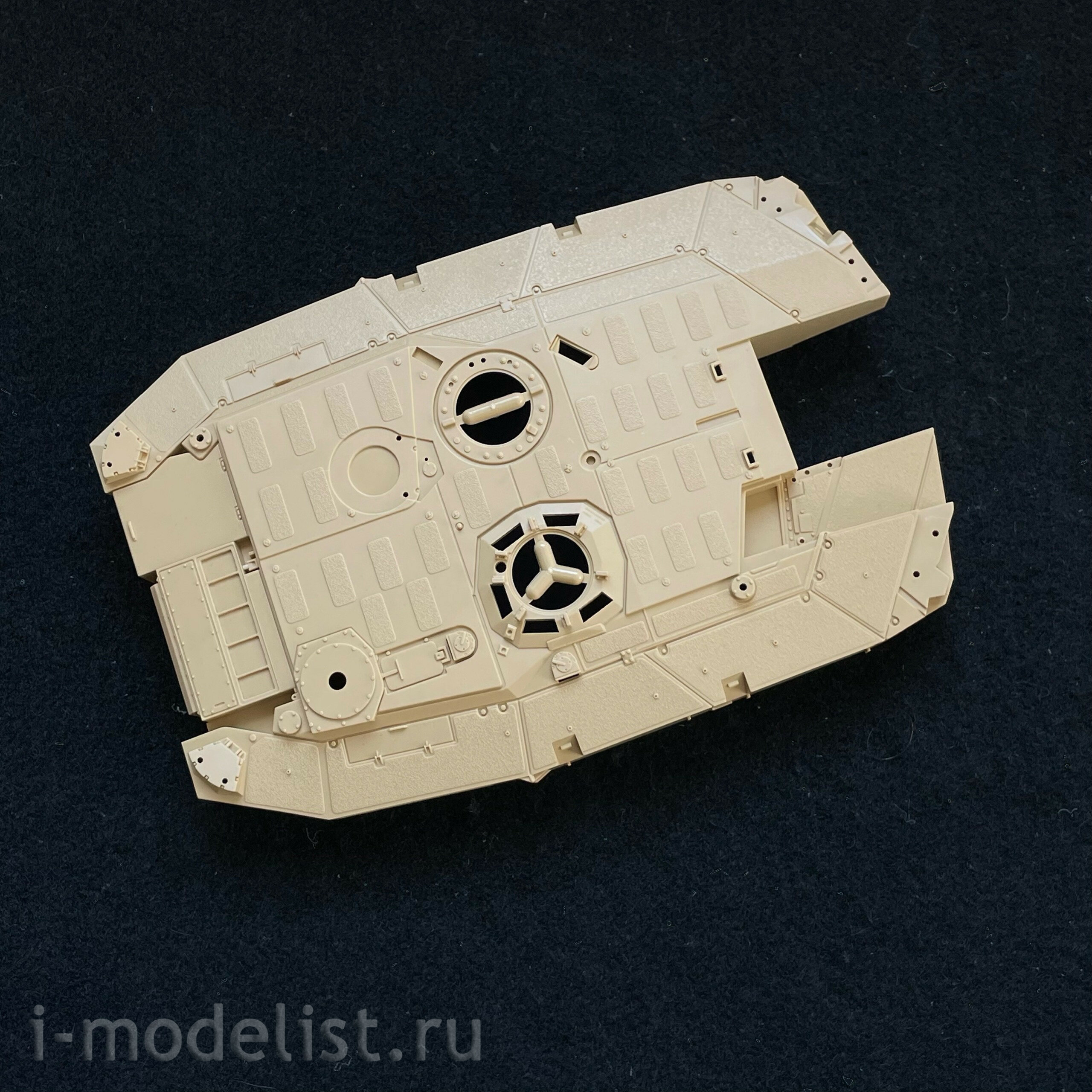 4613 Tiger Models 1/35 German Leopard II Revolution Battle Tank
