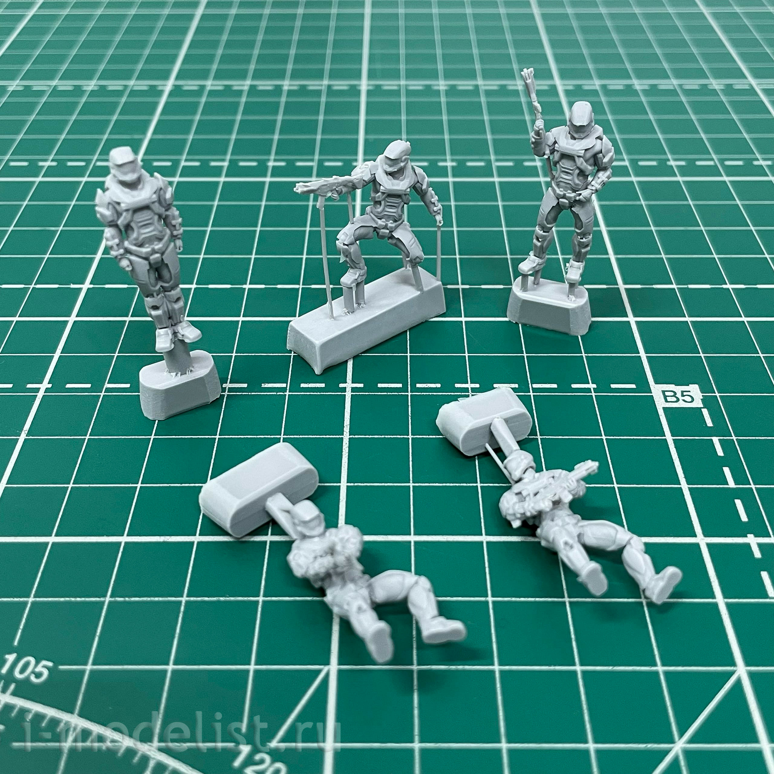 fw72004 Fantasy Warrior 1/72 Space Marine Squad