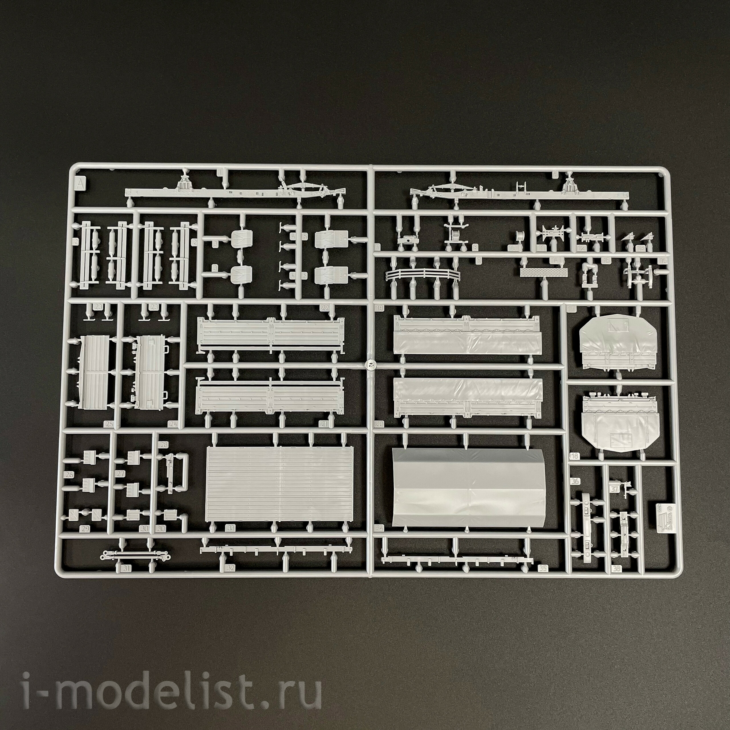 5074 Zvezda 1/72 Russian three-axle truck K-5350 
