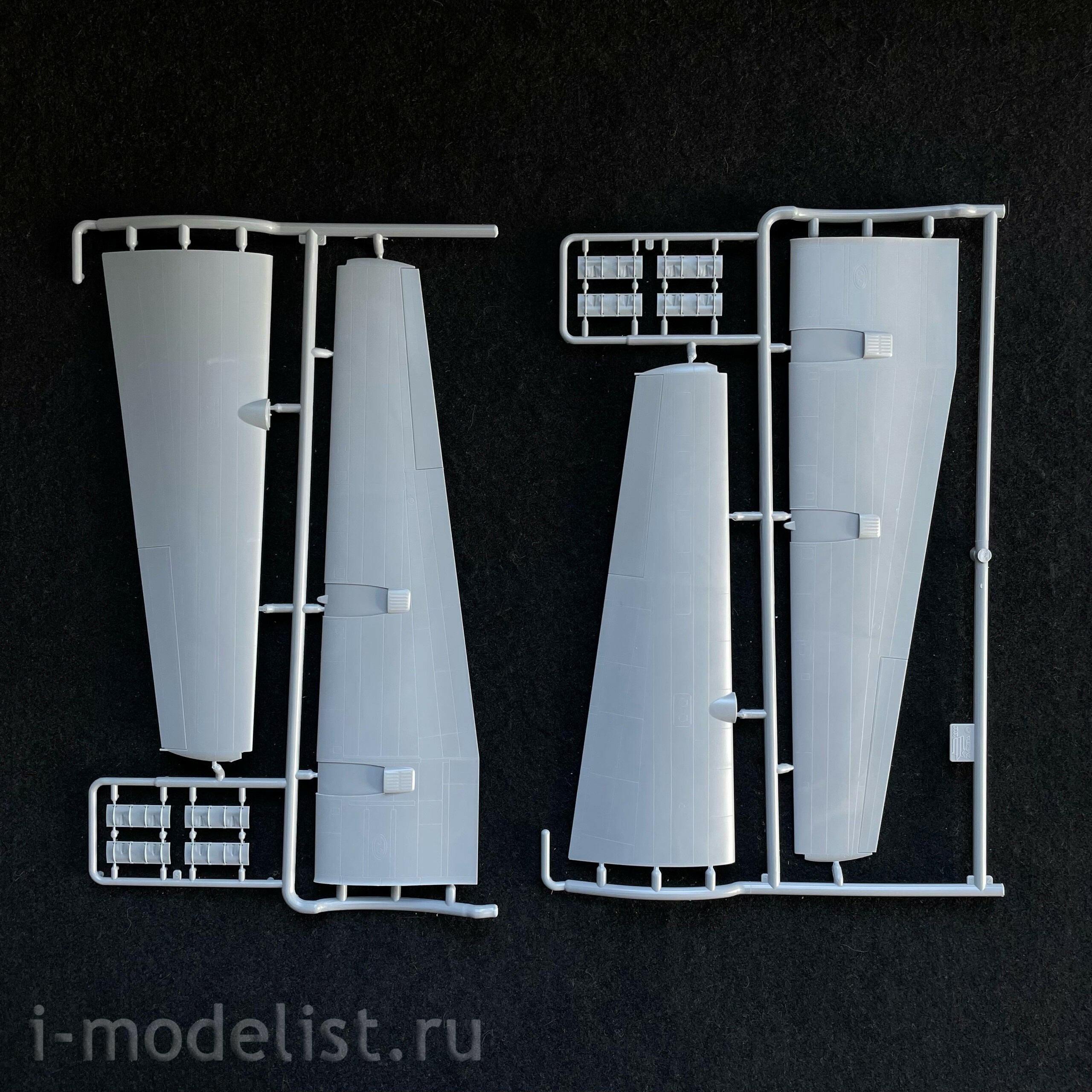 7326 Zvezda 1/72 AC-130J Ghostrider Fire Support Aircraft