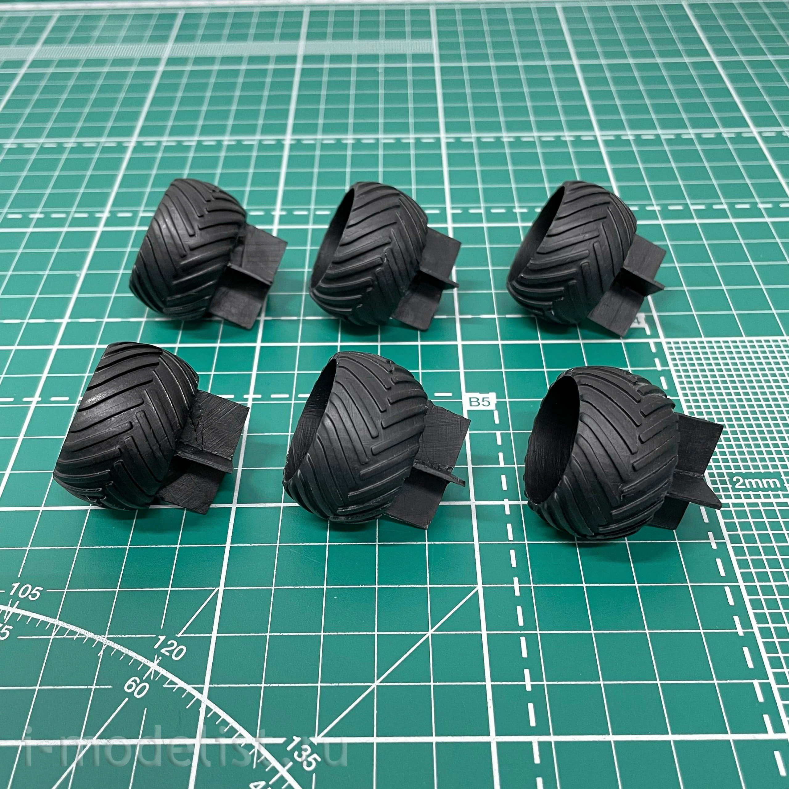 1535AVD AVD Models 1/43 Snowmobile 136